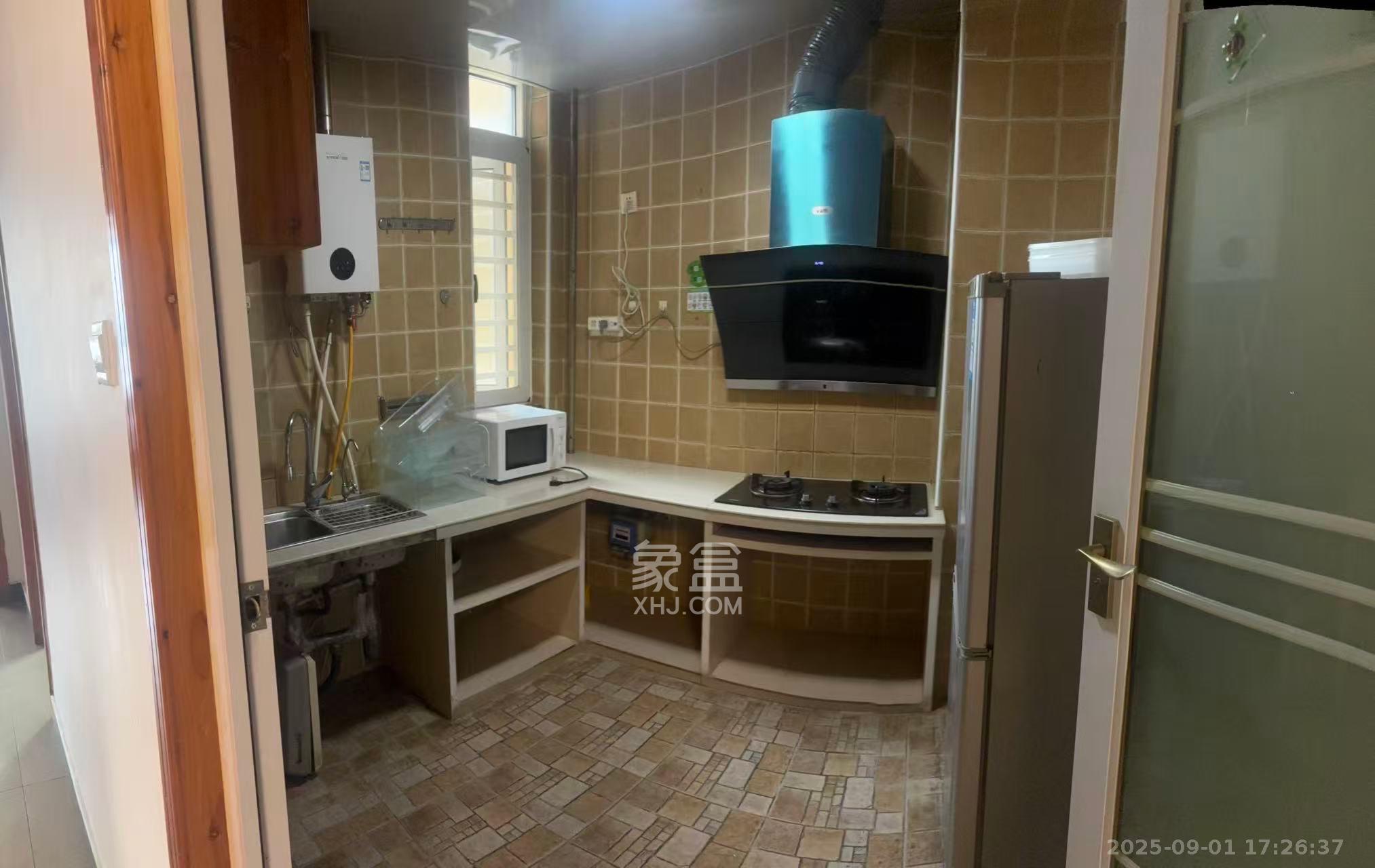 宏泽佳园  2室2厅1卫    3500.0元/月室内图