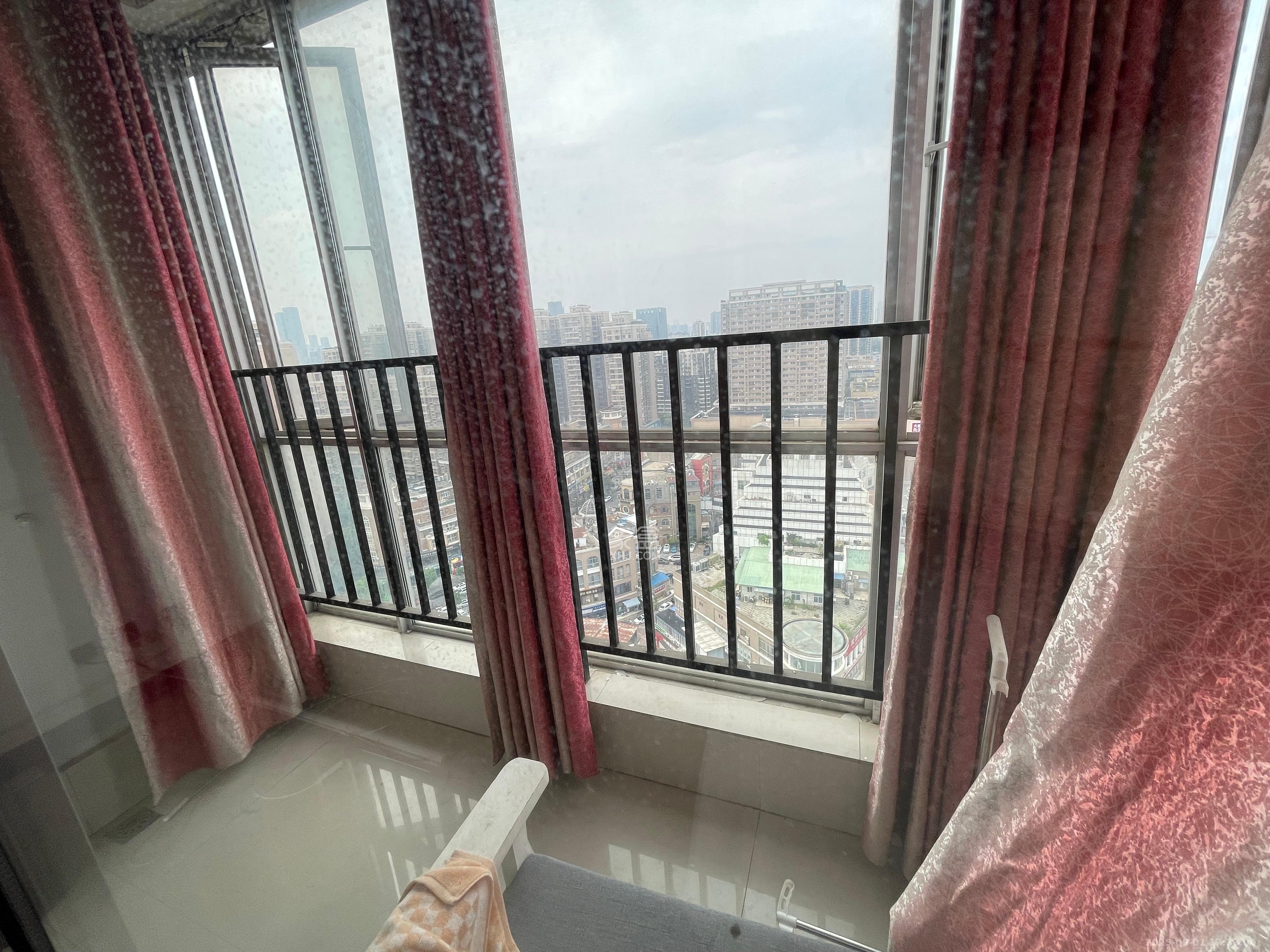 上河国际A座 2室2厅1卫 3000.0元/月 上河国际A座 2室2厅1卫 3000.0元/月室内图