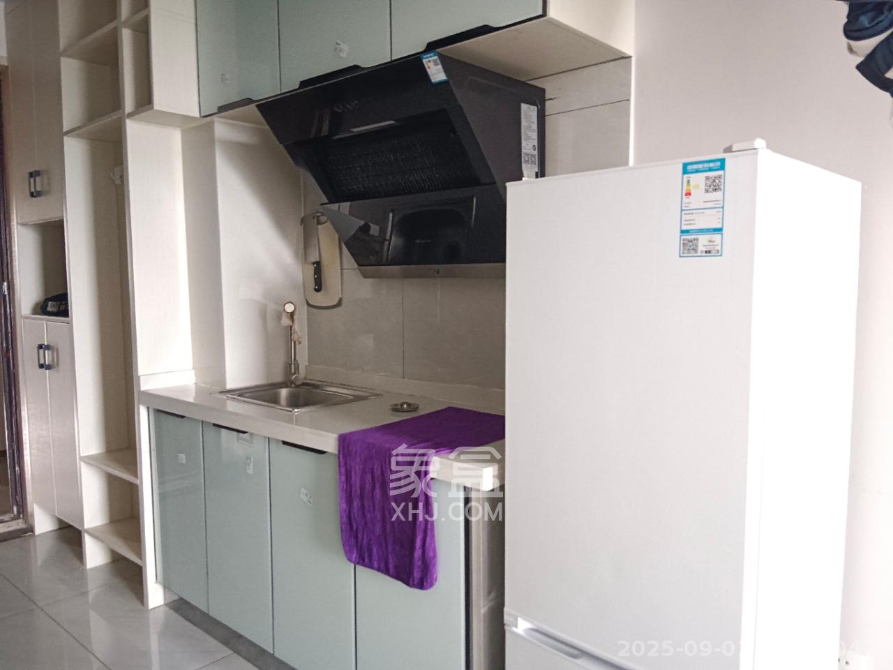 保利麓谷林语I区 1室1厅1卫 1300.0元/月 保利麓谷林语I区 1室1厅1卫 1300.0元/月室内图