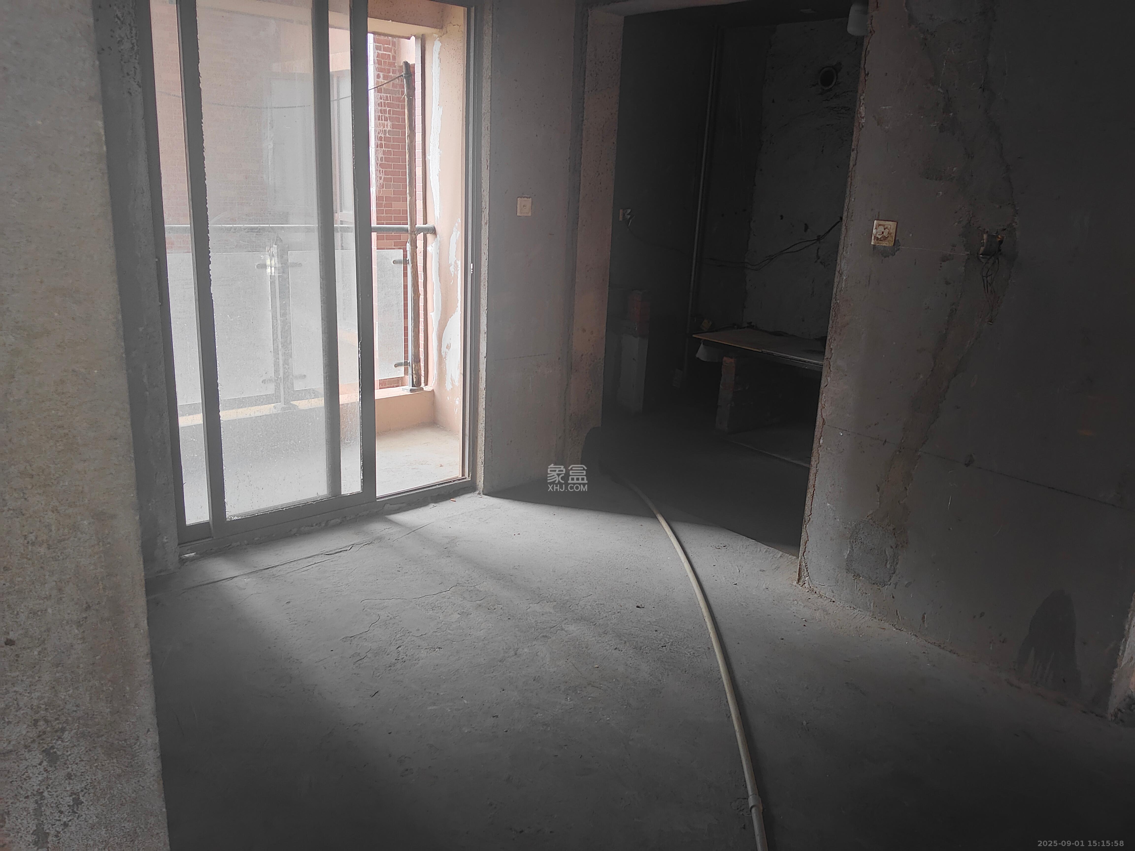 金色溪泉湾  3室2厅2卫    1200.0元/月 金色溪泉湾  3室2厅2卫    1200.0元/月室内图