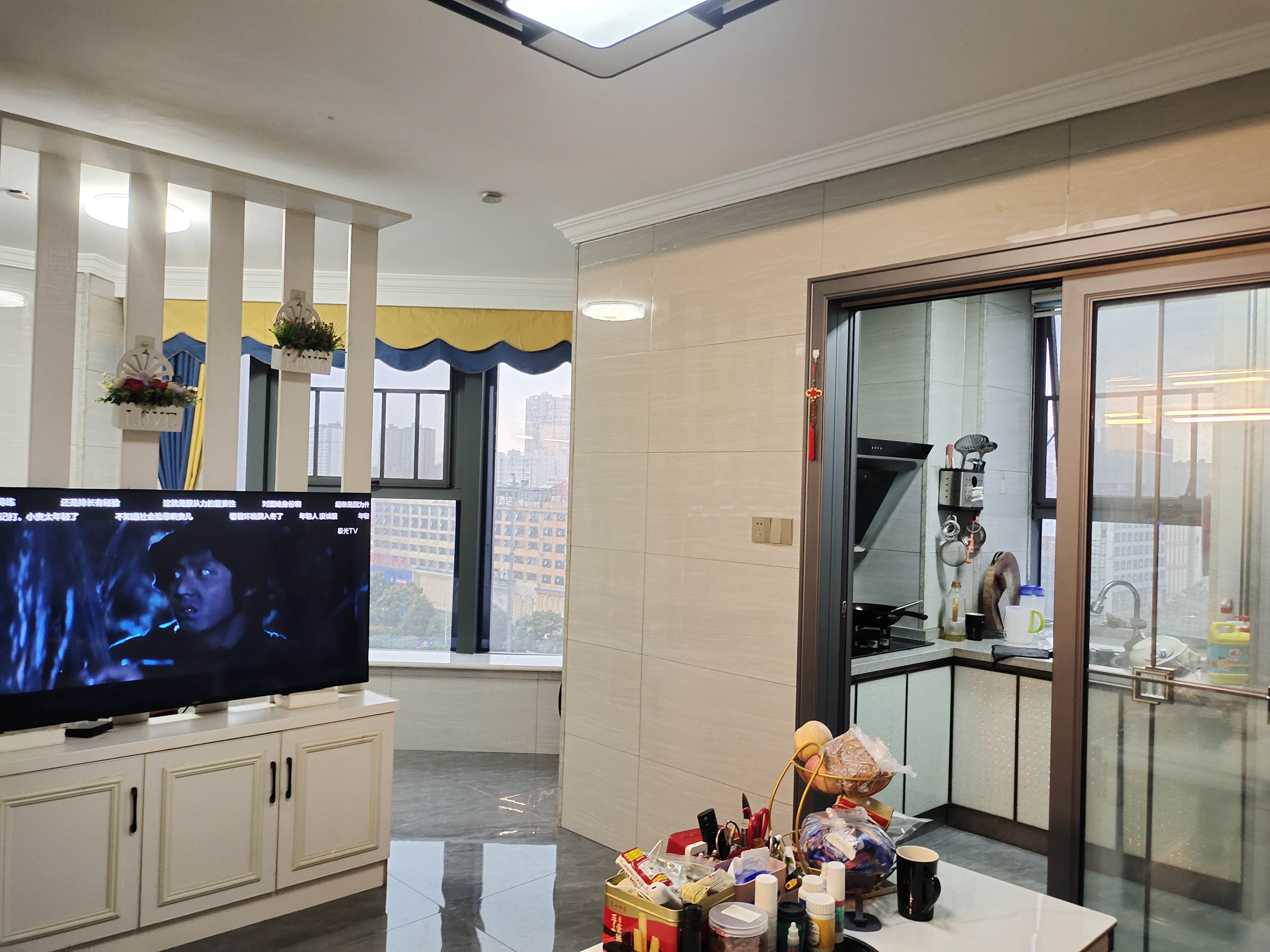 大汉吉星汇  2室1厅1卫    45.8万 大汉吉星汇  2室1厅1卫    45.8万客厅