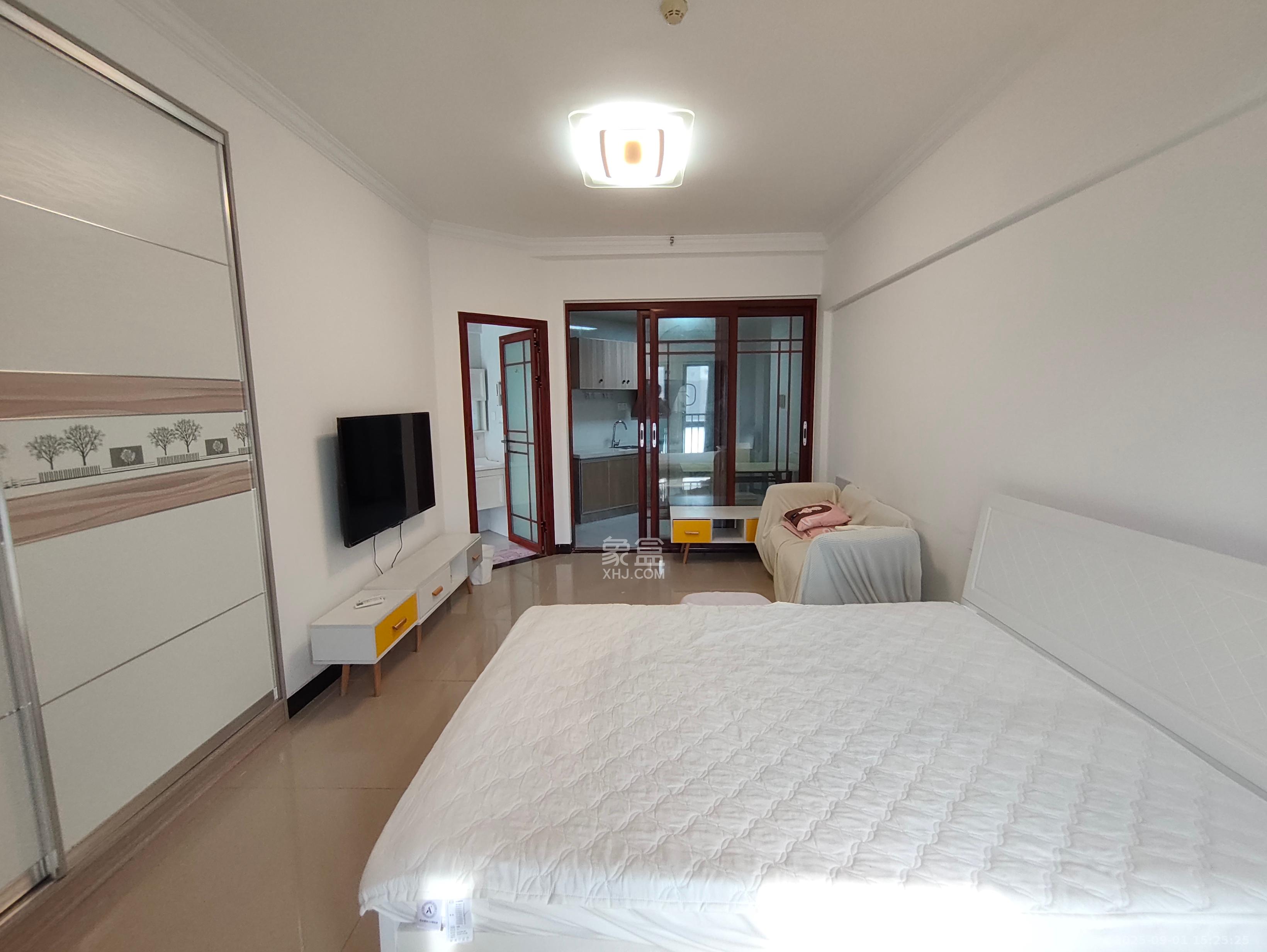 鑫远玲珑  1室2厅1卫    1600.0元/月 鑫远玲珑  1室2厅1卫    1600.0元/月室内图