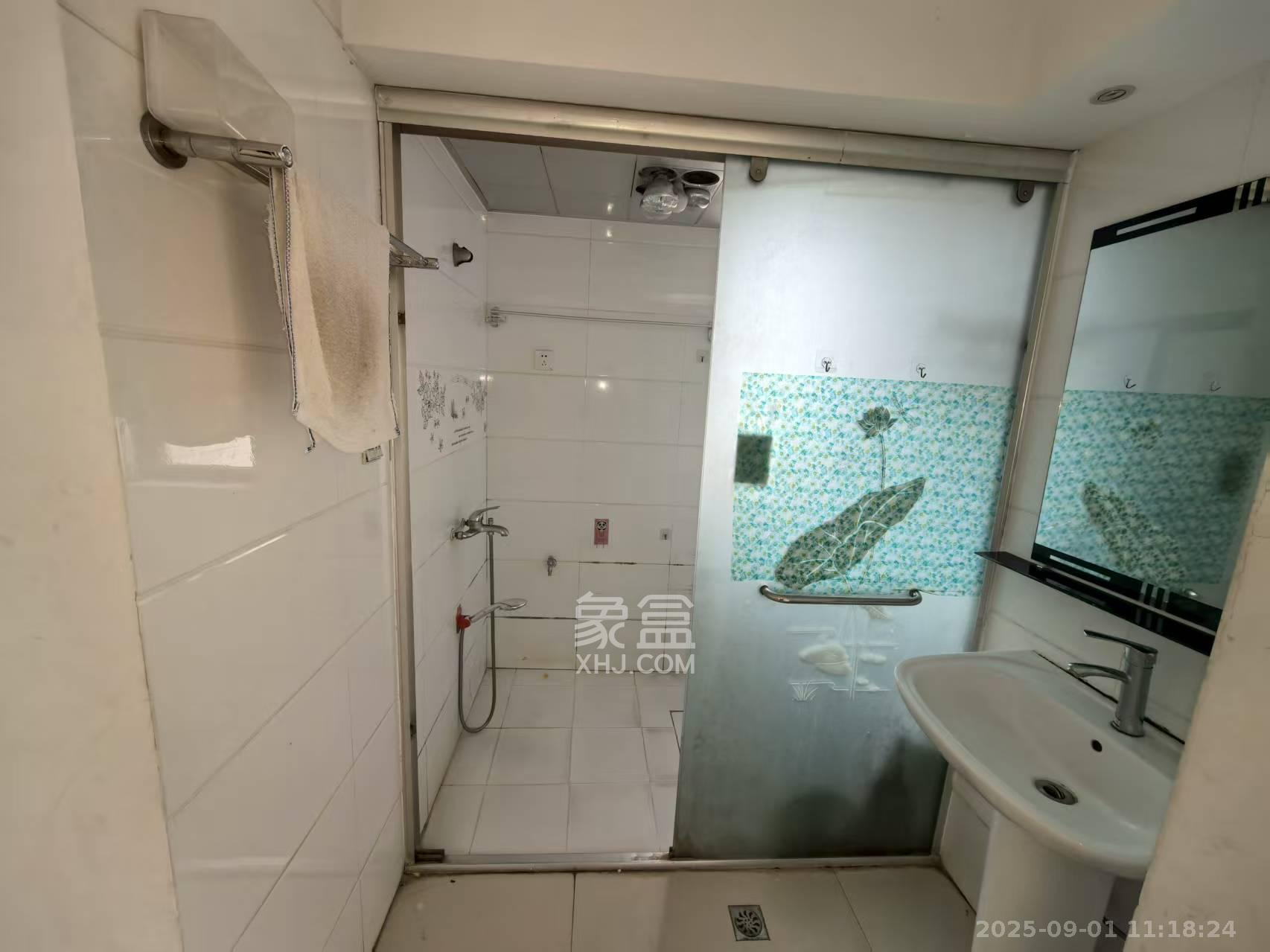 中信文化广场（中信新城二期）  3室2厅1卫    1800.0元/月室内图