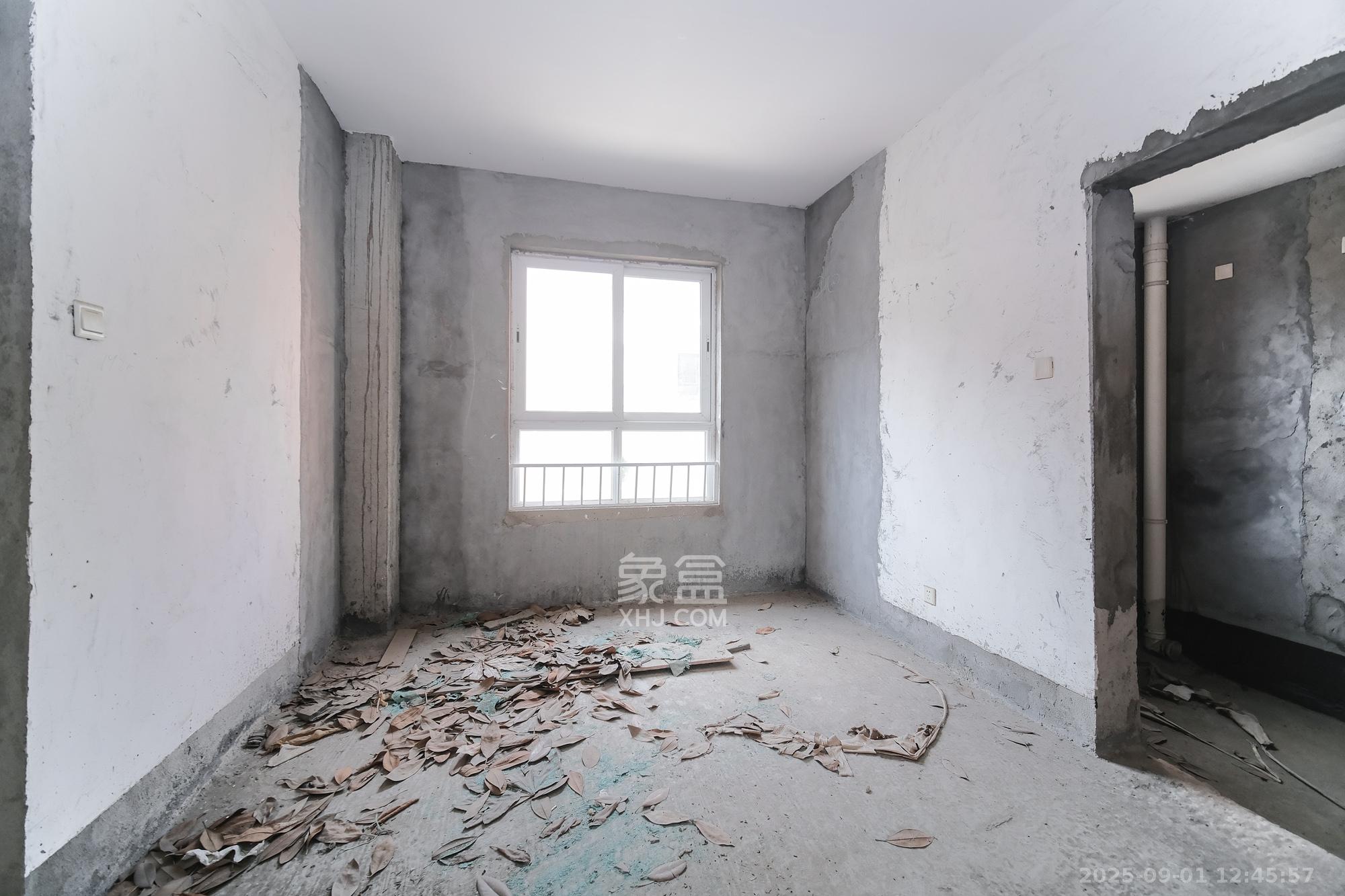 山水湾  6室3厅3卫    438.0万 山水湾  6室3厅3卫    438.0万其他