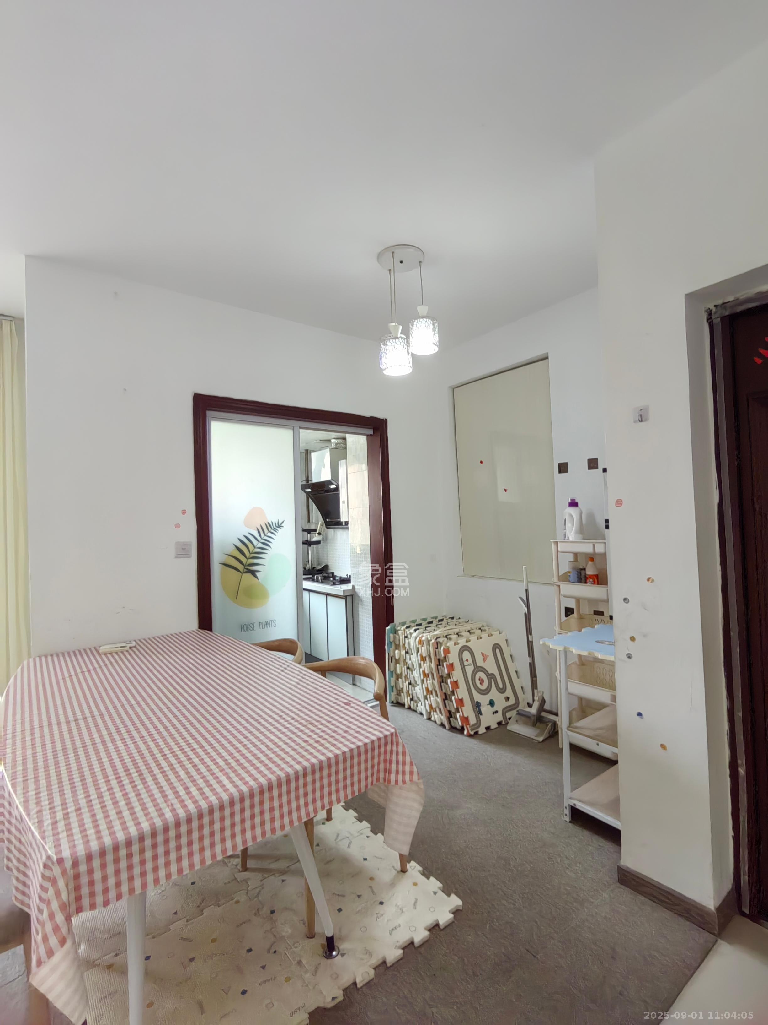 五矿万境水岸一期(万境水岸嘉苑)  1室2厅1卫    2000.0元/月 五矿万境水岸一期(万境水岸嘉苑)  1室2厅1卫    2000.0元/月室内图