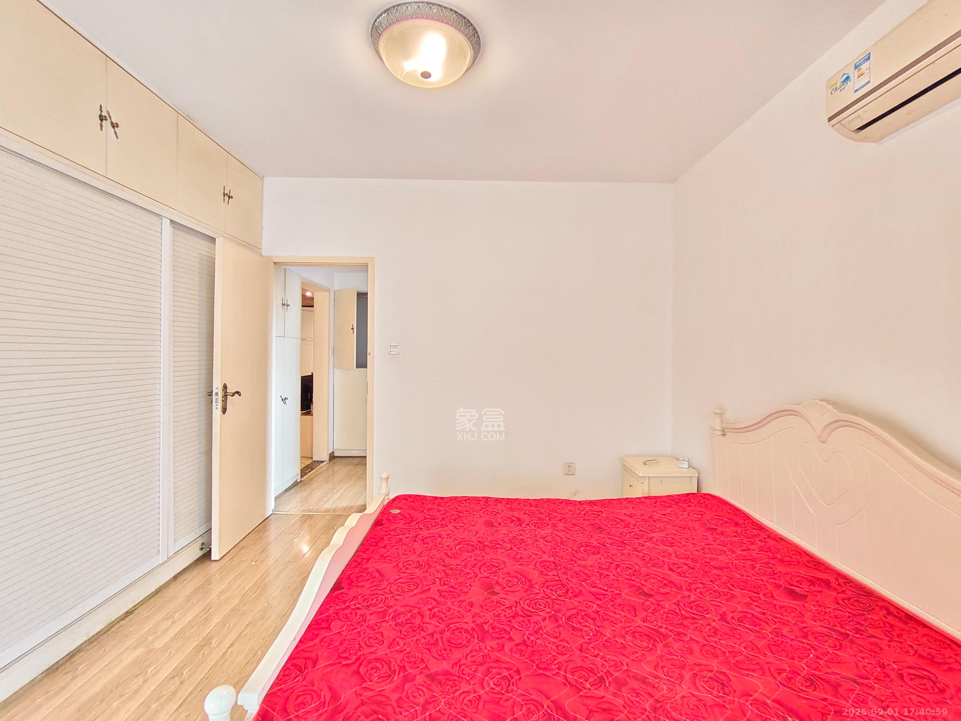 星典时代 2室2厅1卫 2200.0元/月 星典时代 2室2厅1卫 2200.0元/月室内图