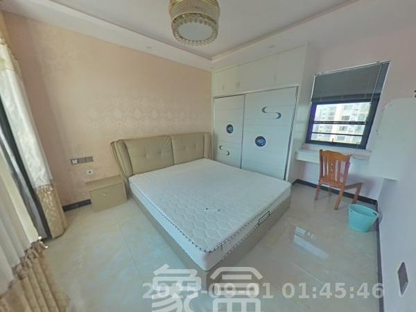 好莱城(弘德西街) 3室2厅2卫 2600.0元/月 好莱城(弘德西街) 3室2厅2卫 2600.0元/月室内图