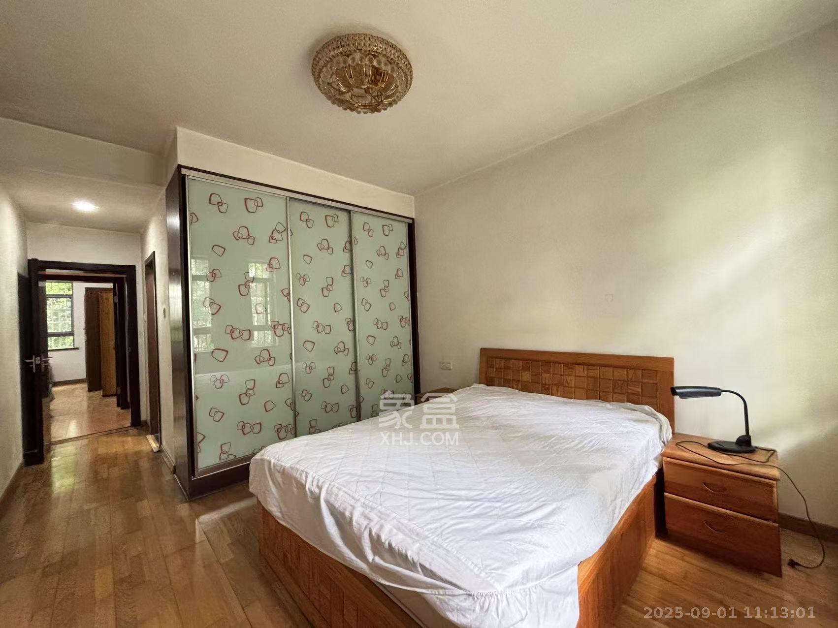 万煦园  4室2厅2卫    3200.0元/月 万煦园  4室2厅2卫    3200.0元/月室内图