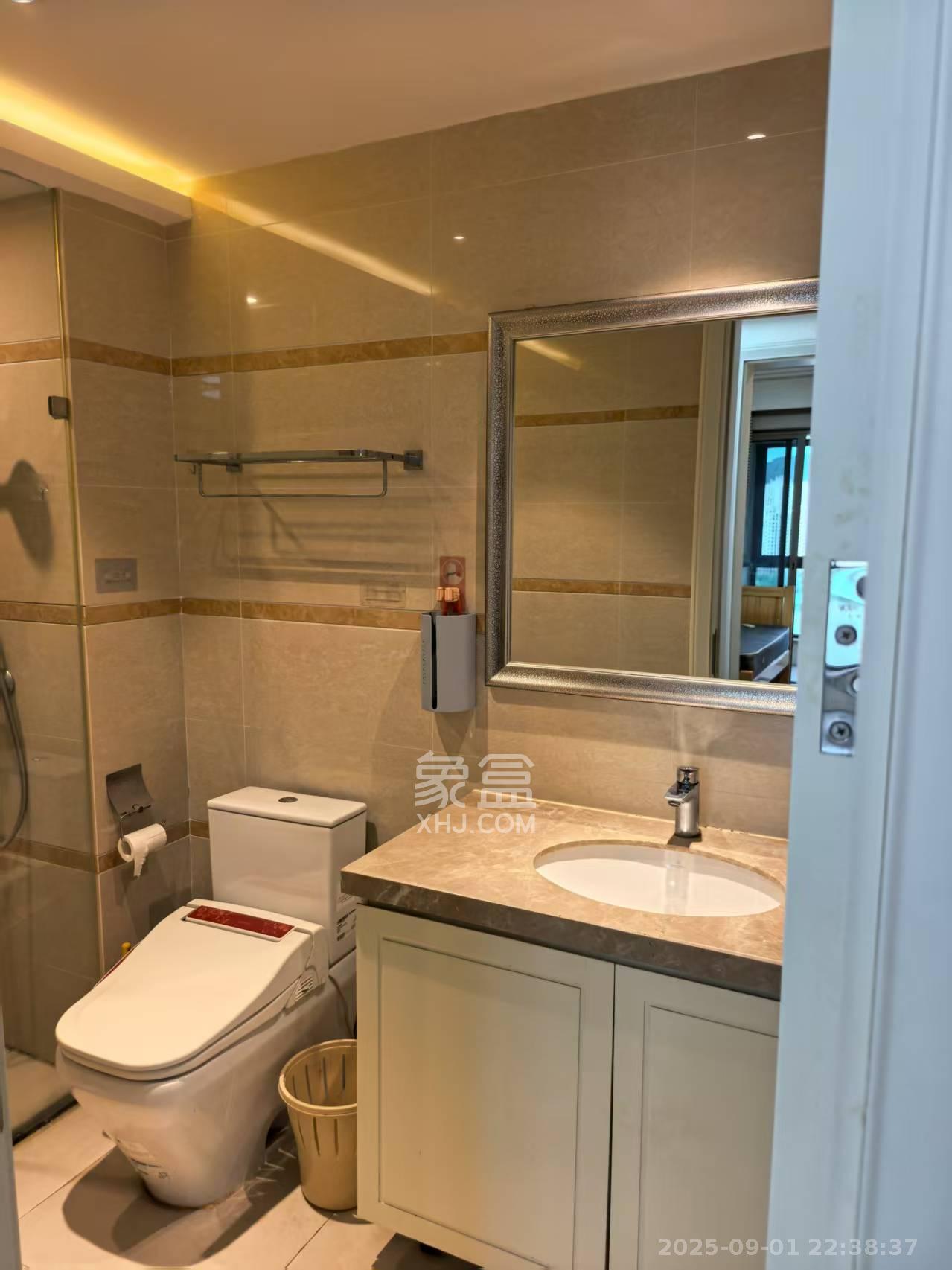 梅溪湖金茂府(金茂广场)(金茂览秀城) 2室2厅2卫 4000.0元/月 梅溪湖金茂府(金茂广场)(金茂览秀城) 2室2厅2卫 4000.0元/月室内图