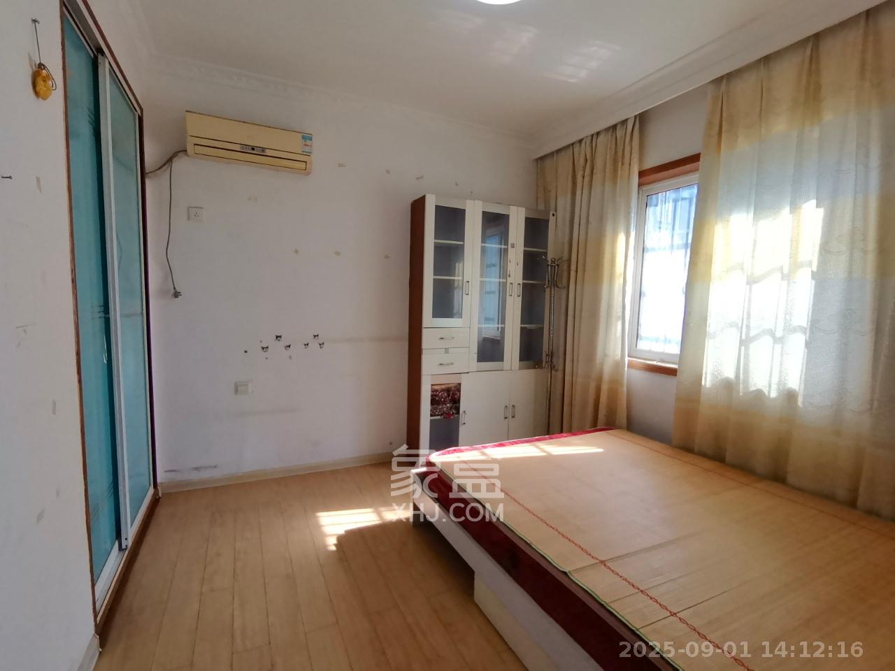 佳美星城  3室2厅1卫    1680.0元/月 佳美星城  3室2厅1卫    1680.0元/月室内图