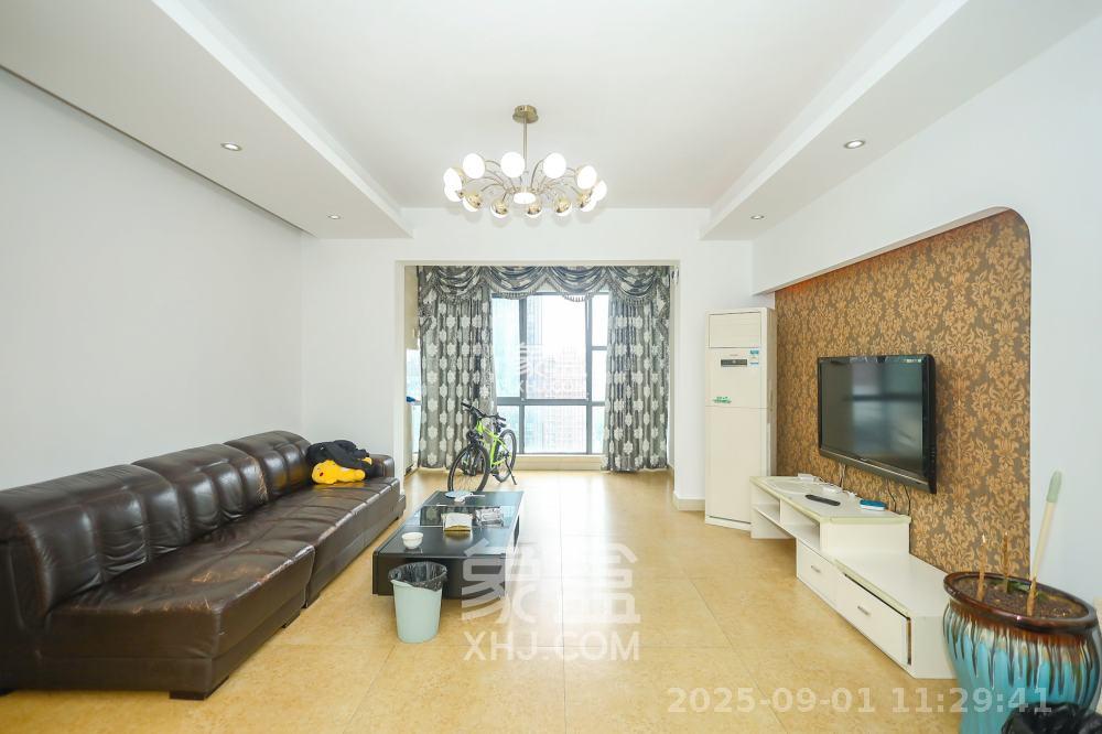 恒基凯旋门一二期 3室2厅2卫 2800.0元/月 恒基凯旋门一二期 3室2厅2卫 2800.0元/月室内图