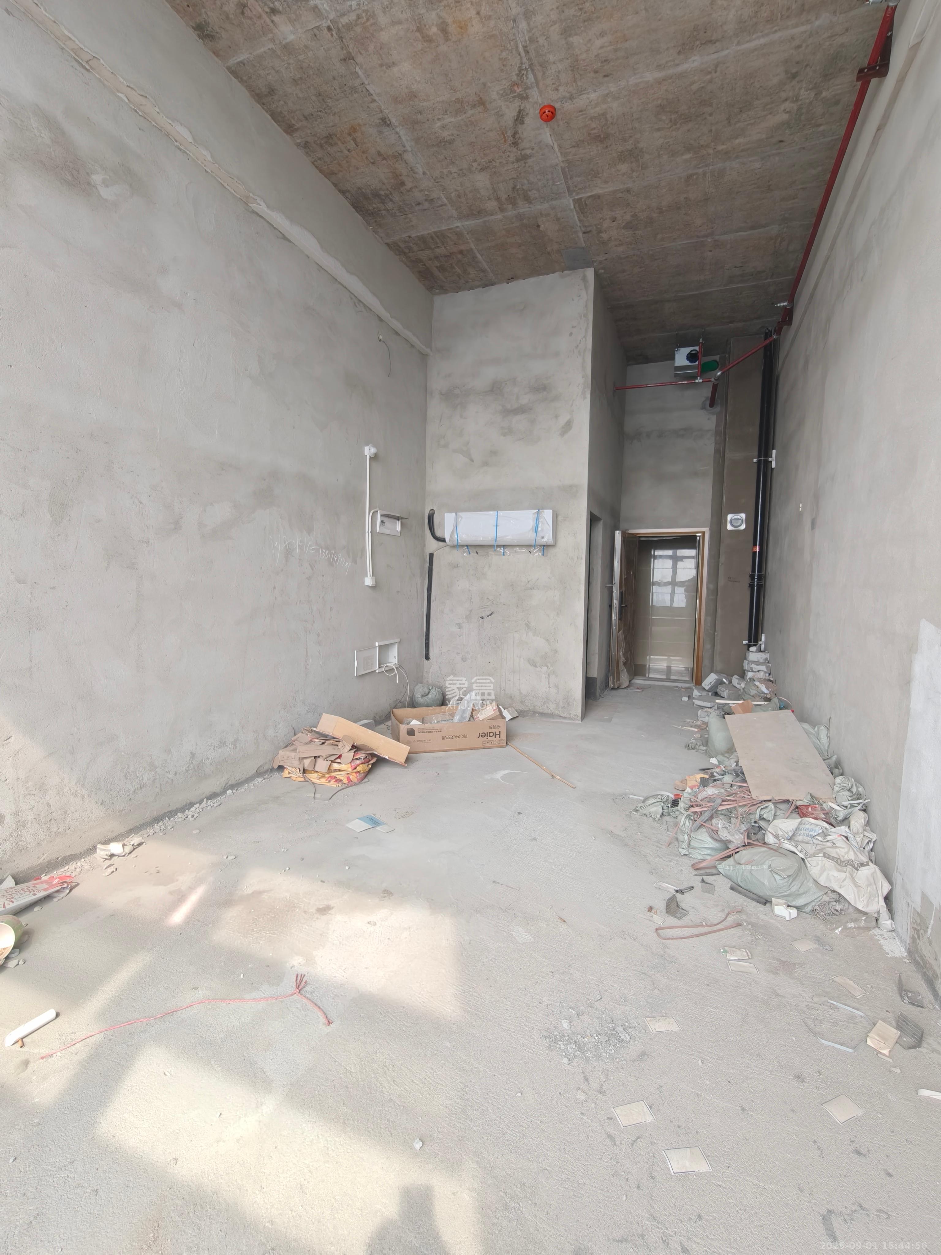 恒大珺悦府  1室1厅1卫    900.0元/月室内图