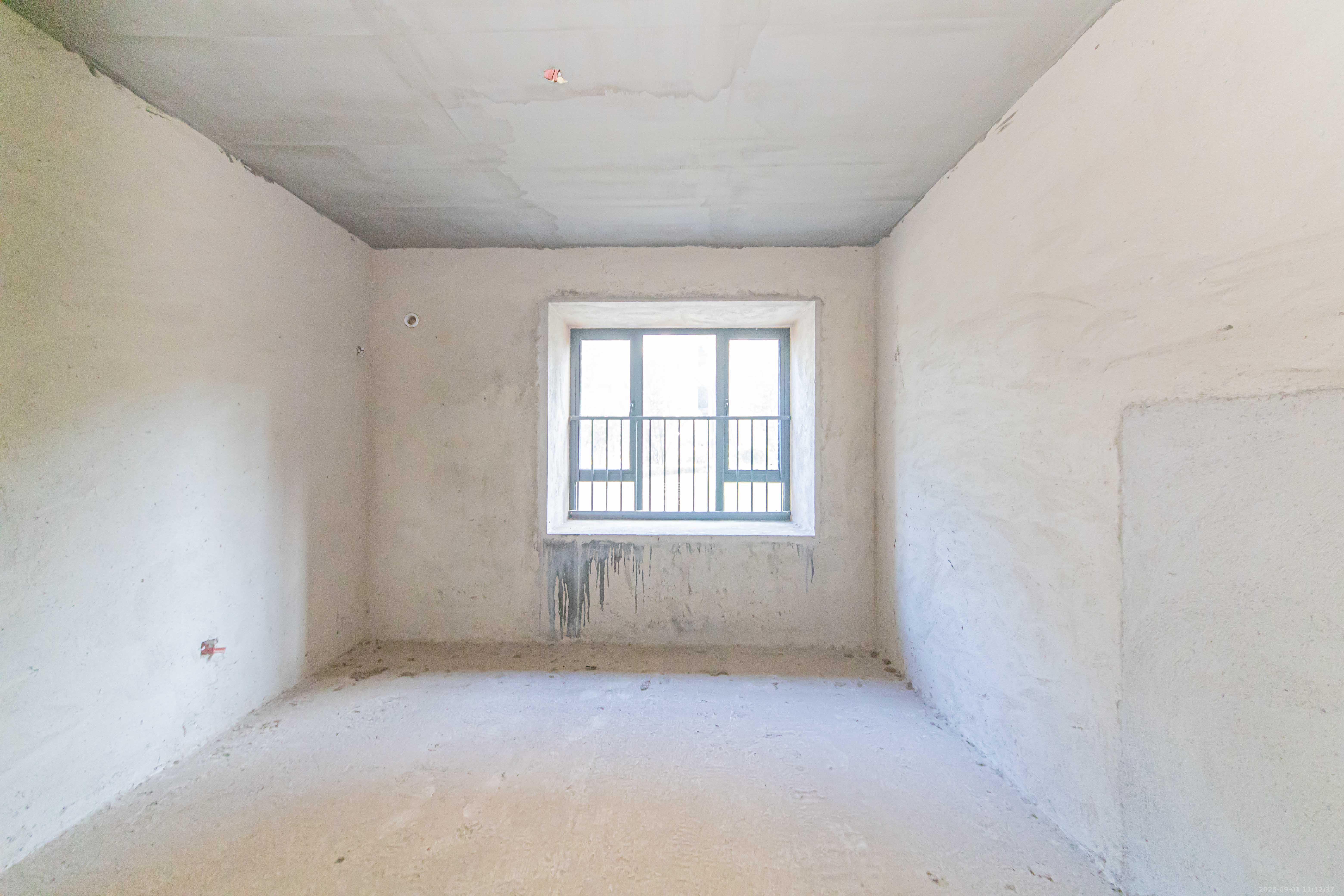 和泓融成府  4室2厅2卫    1500.0元/月室内图