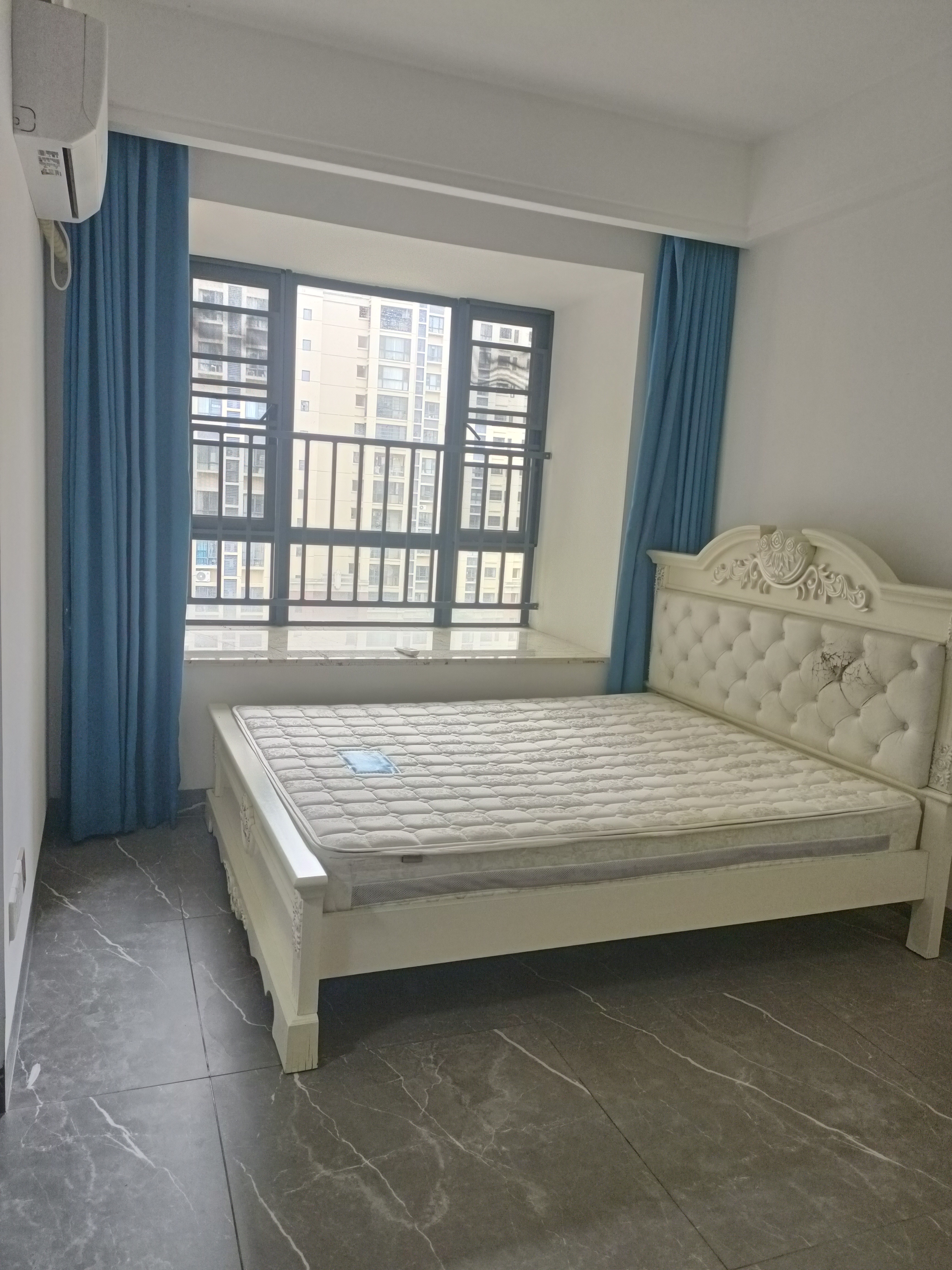 现代美居(喜盈门) 3室2厅2卫 2900.0元/月 现代美居(喜盈门) 3室2厅2卫 2900.0元/月室内图