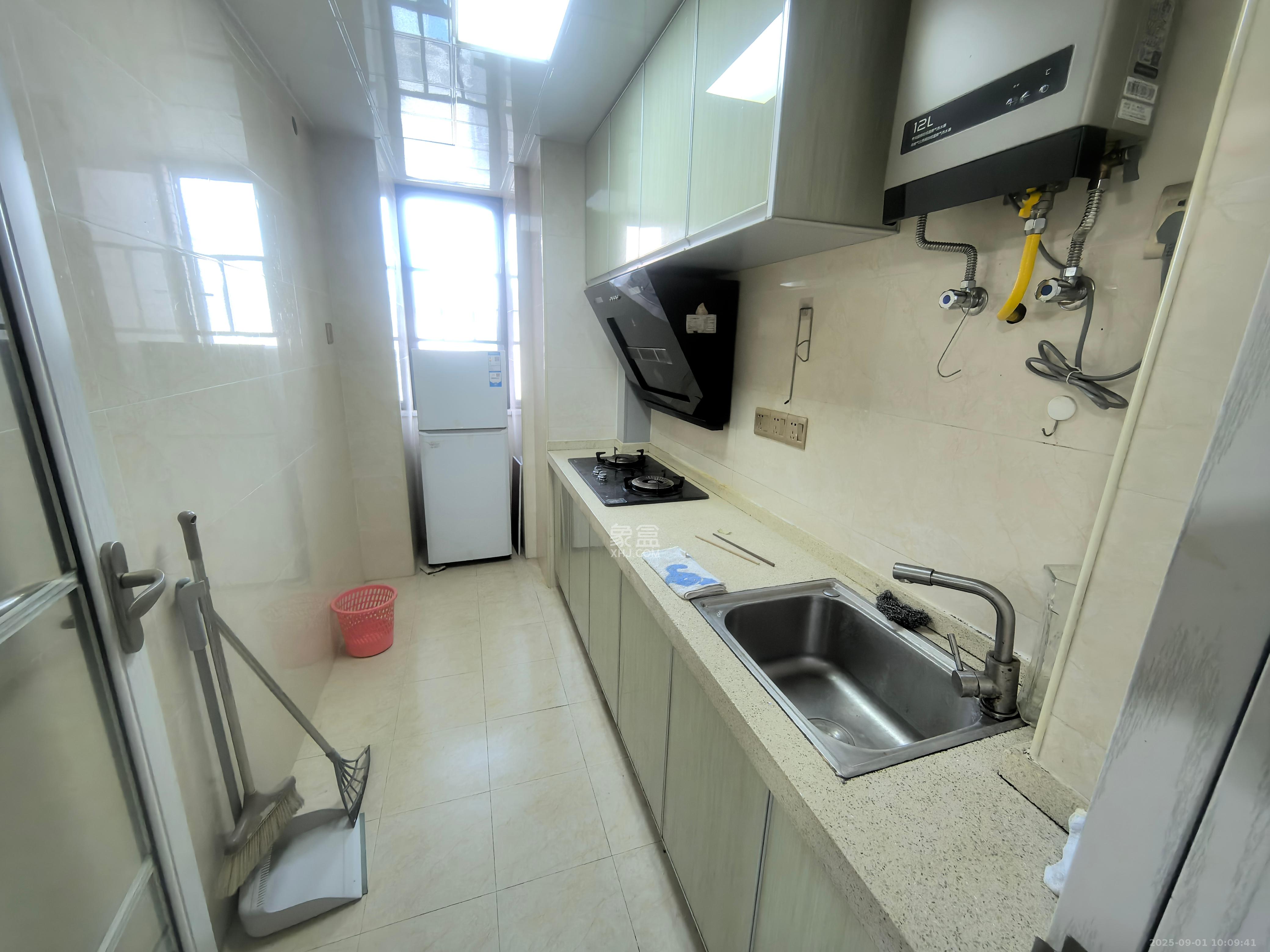 水墨林溪  1室1厅1卫    1700.0元/月 水墨林溪  1室1厅1卫    1700.0元/月室内图