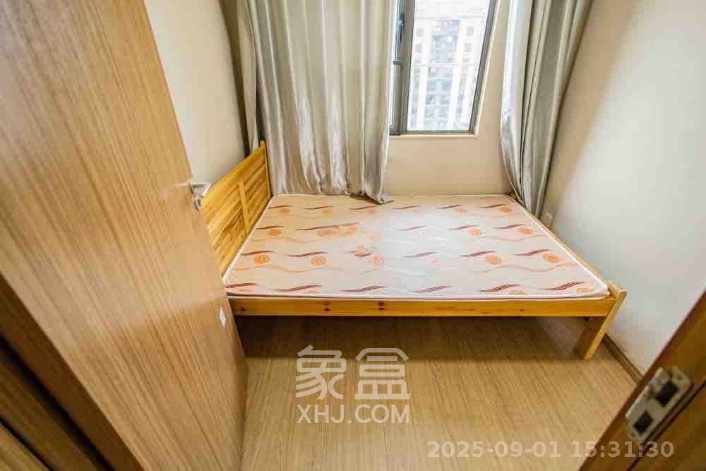 麓谷小镇  3室2厅1卫   2050.00元/月室内图