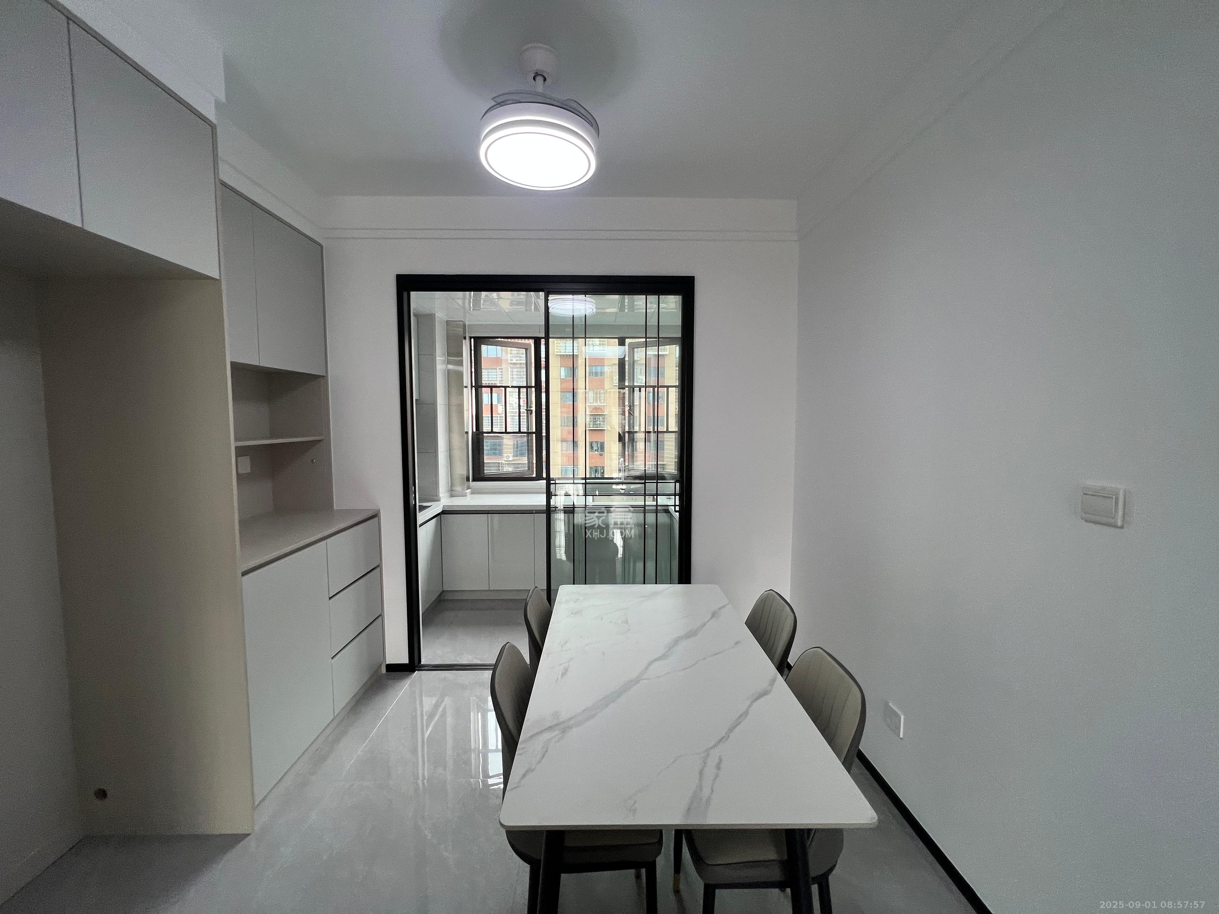 金塘家园  3室2厅2卫    3200.0元/月室内图