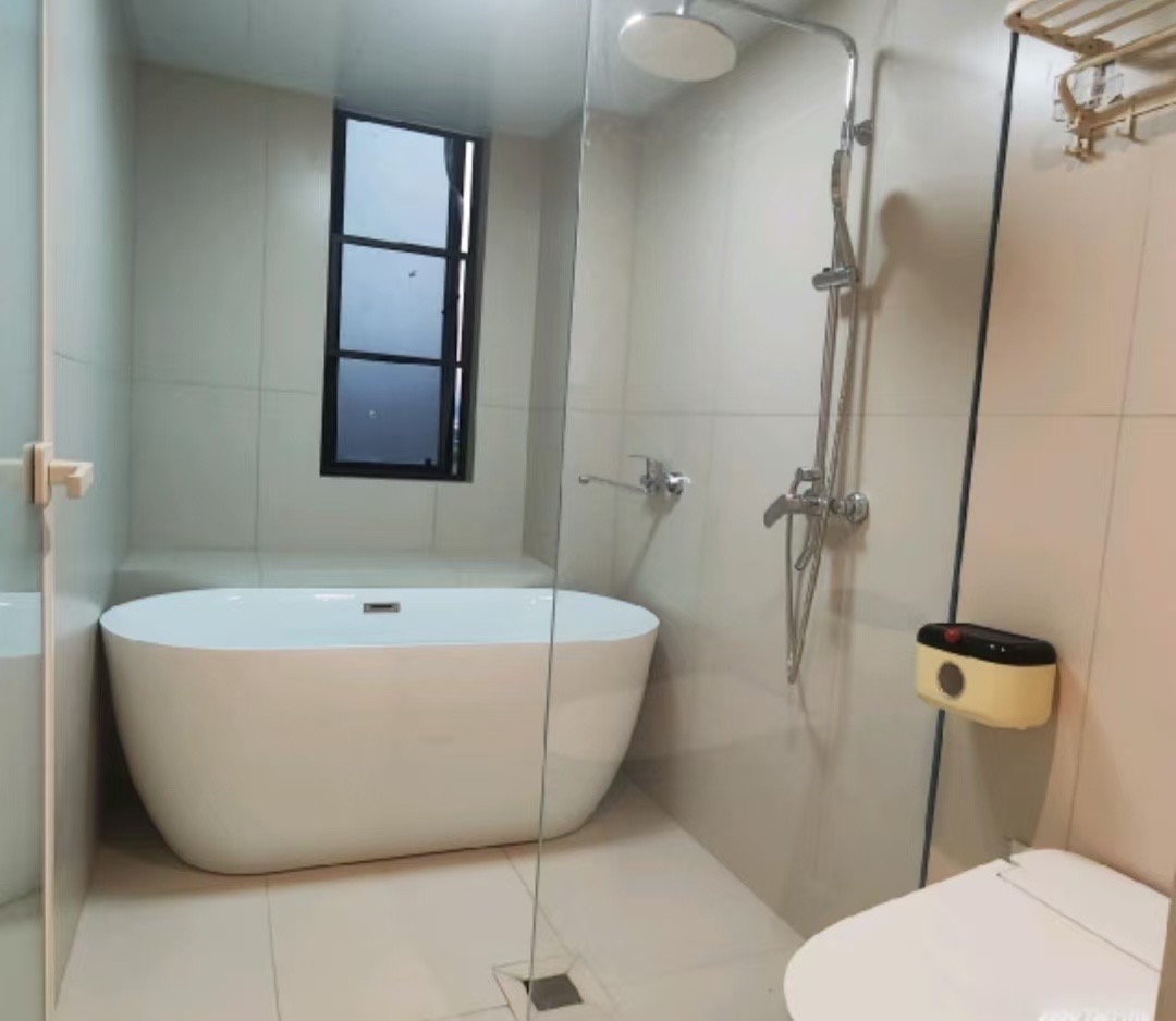 天空之眼-君天公馆 4室2厅2卫 3000.0元/月 天空之眼-君天公馆 4室2厅2卫 3000.0元/月室内图