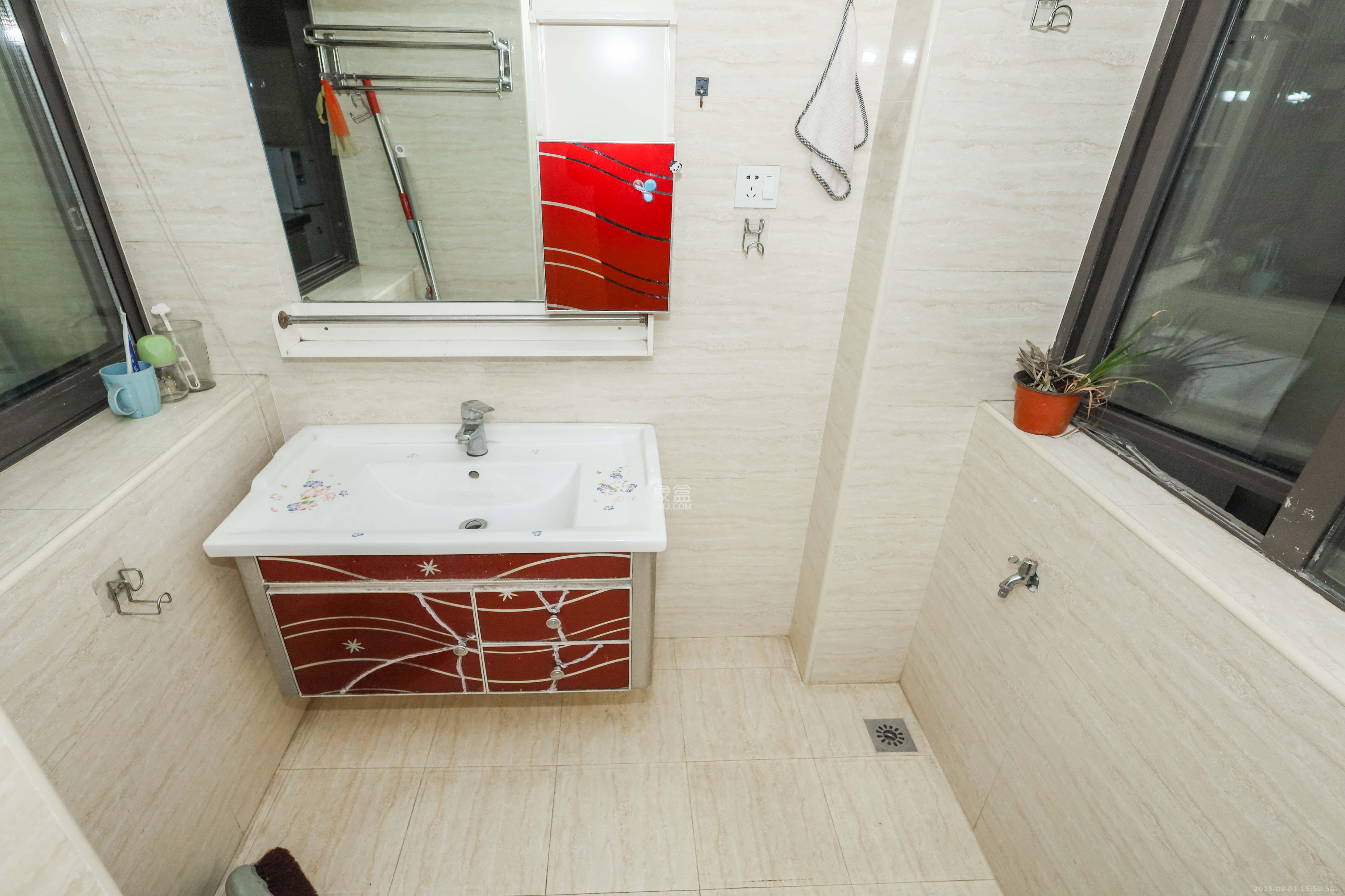 旭辉御府 3室1厅1卫 2000.00元/月 旭辉御府 3室1厅1卫 2000.00元/月室内图