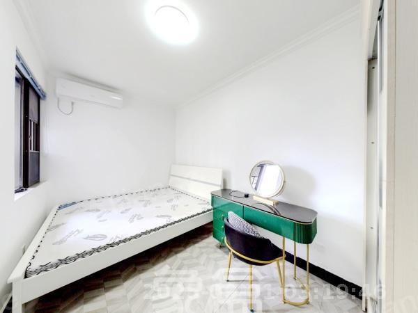 中国铁建梅溪青秀二期 3室2厅2卫 2700.0元/月 中国铁建梅溪青秀二期 3室2厅2卫 2700.0元/月室内图