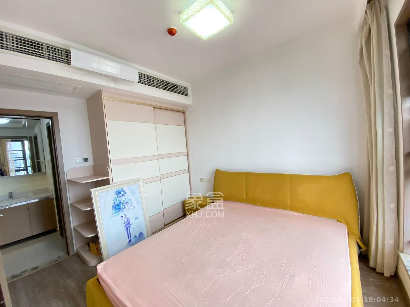 恒伟湘江时代 3室2厅1卫 3200.0元/月 恒伟湘江时代 3室2厅1卫 3200.0元/月室内图