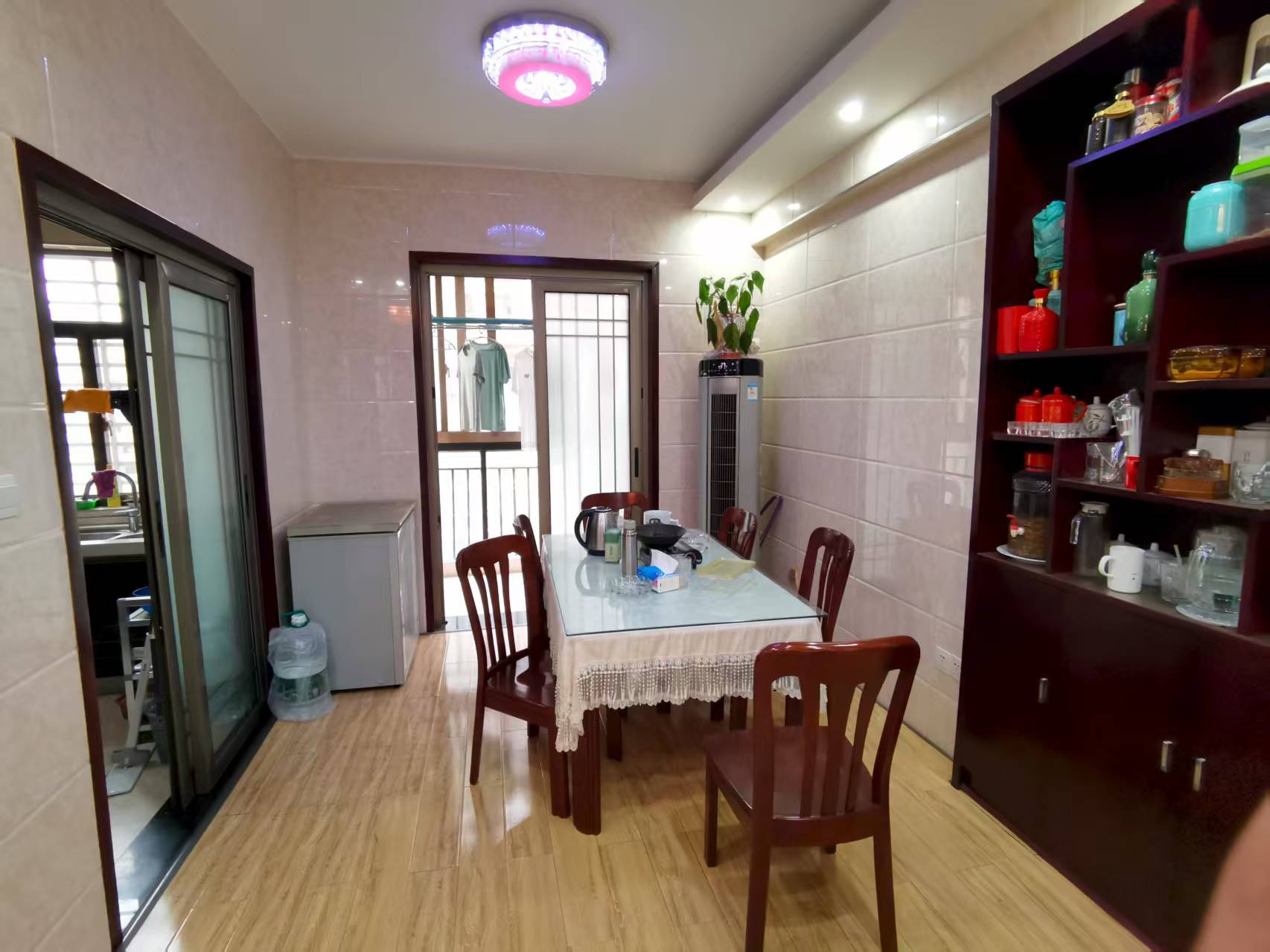 广电记者公寓  3室2厅2卫    66.28万 广电记者公寓  3室2厅2卫    66.28万室内图