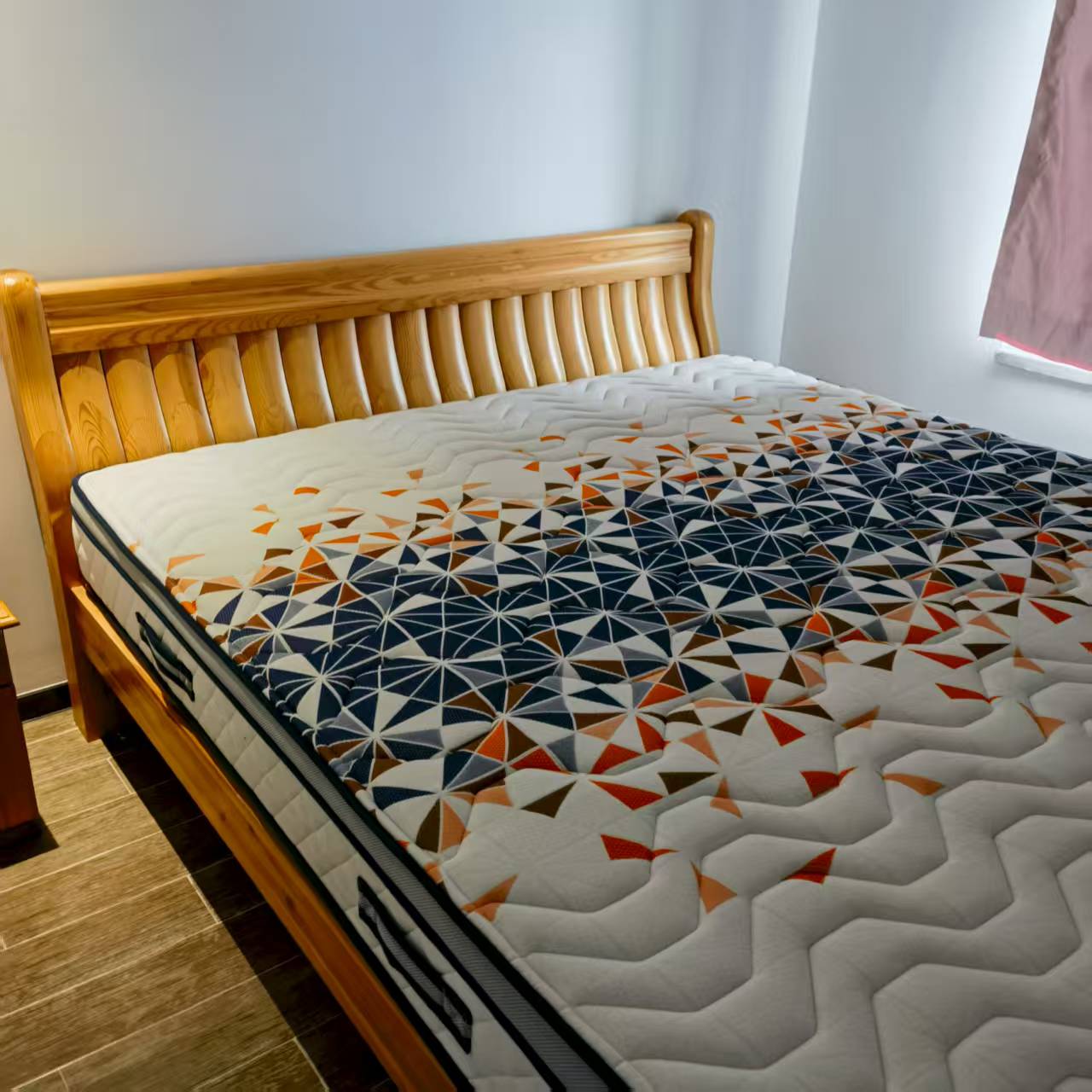 观澜湖观悦二期 3室2厅1卫 2200.0元/月 观澜湖观悦二期 3室2厅1卫 2200.0元/月室内图