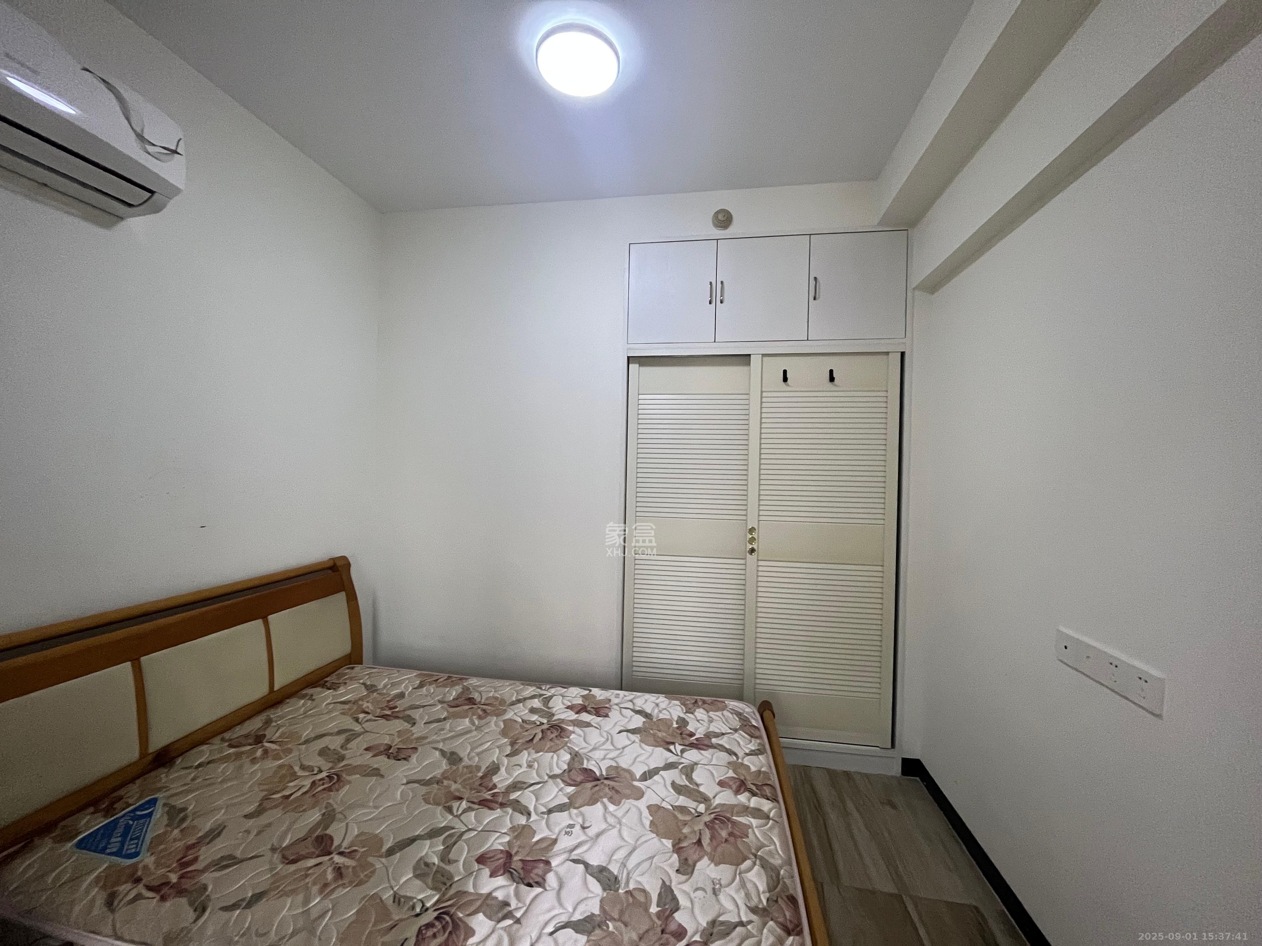 博林云栖  2室2厅1卫   2100.00元/月室内图