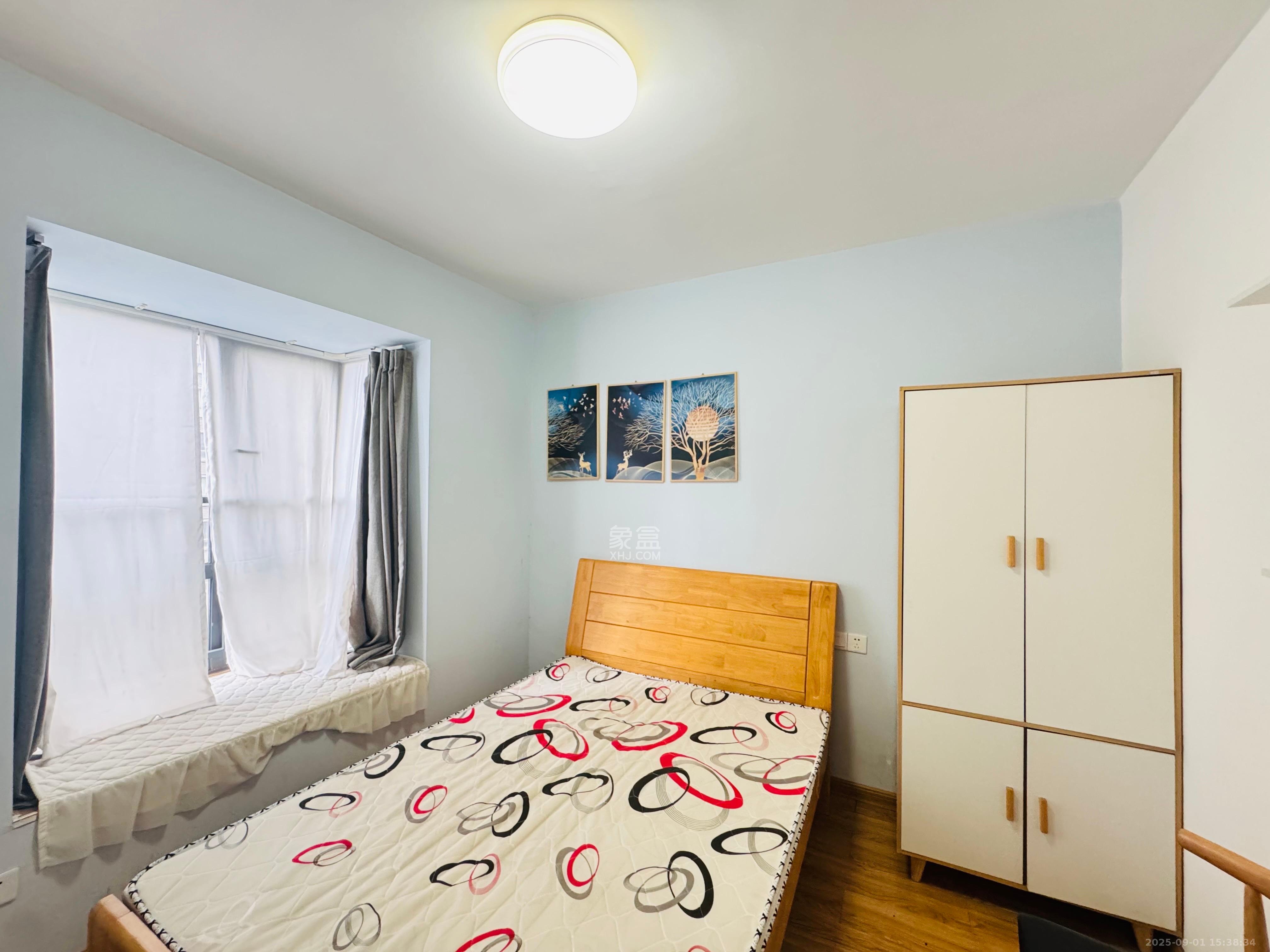 半山壹号 4室2厅2卫 3500.0元/月 半山壹号 4室2厅2卫 3500.0元/月室内图