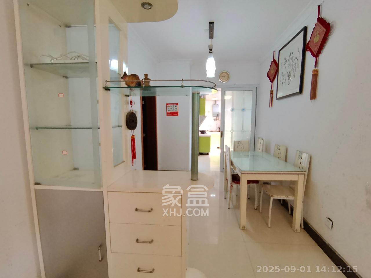 佳美星城  3室2厅1卫    1680.0元/月 佳美星城  3室2厅1卫    1680.0元/月室内图