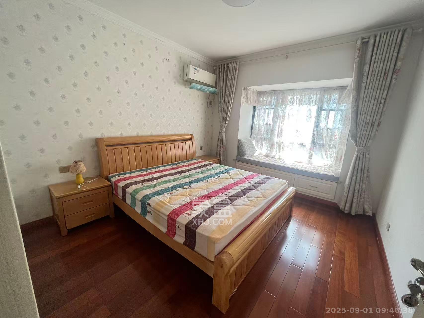 怡海星城  2室2厅1卫    1600.0元/月室内图