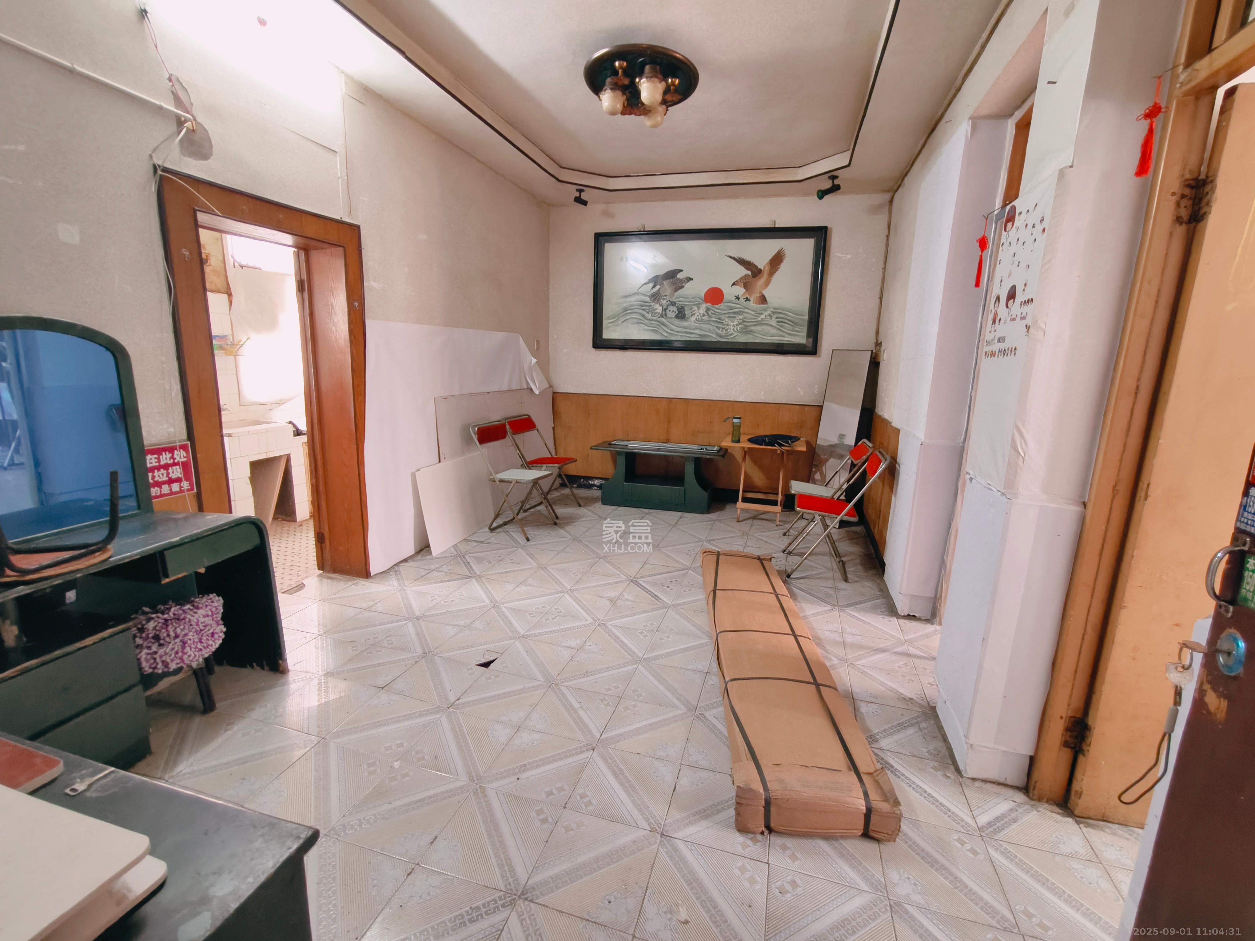 曙光路友阿宿舍 2室1厅1卫 1100.0元/月 曙光路友阿宿舍 2室1厅1卫 1100.0元/月室内图