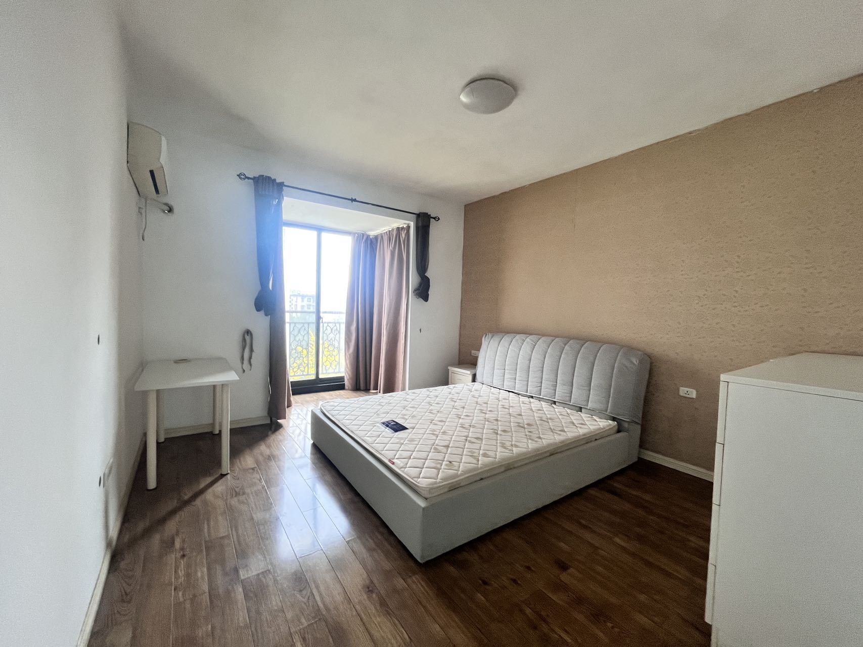 中核缇香名苑 3室2厅2卫 2000.0元/月 中核缇香名苑 3室2厅2卫 2000.0元/月室内图