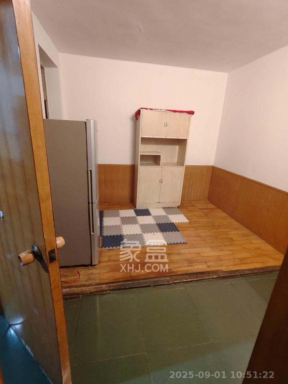 桔园小区1-8片 2室1厅1卫 1500.0元/月 桔园小区1-8片 2室1厅1卫 1500.0元/月室内图