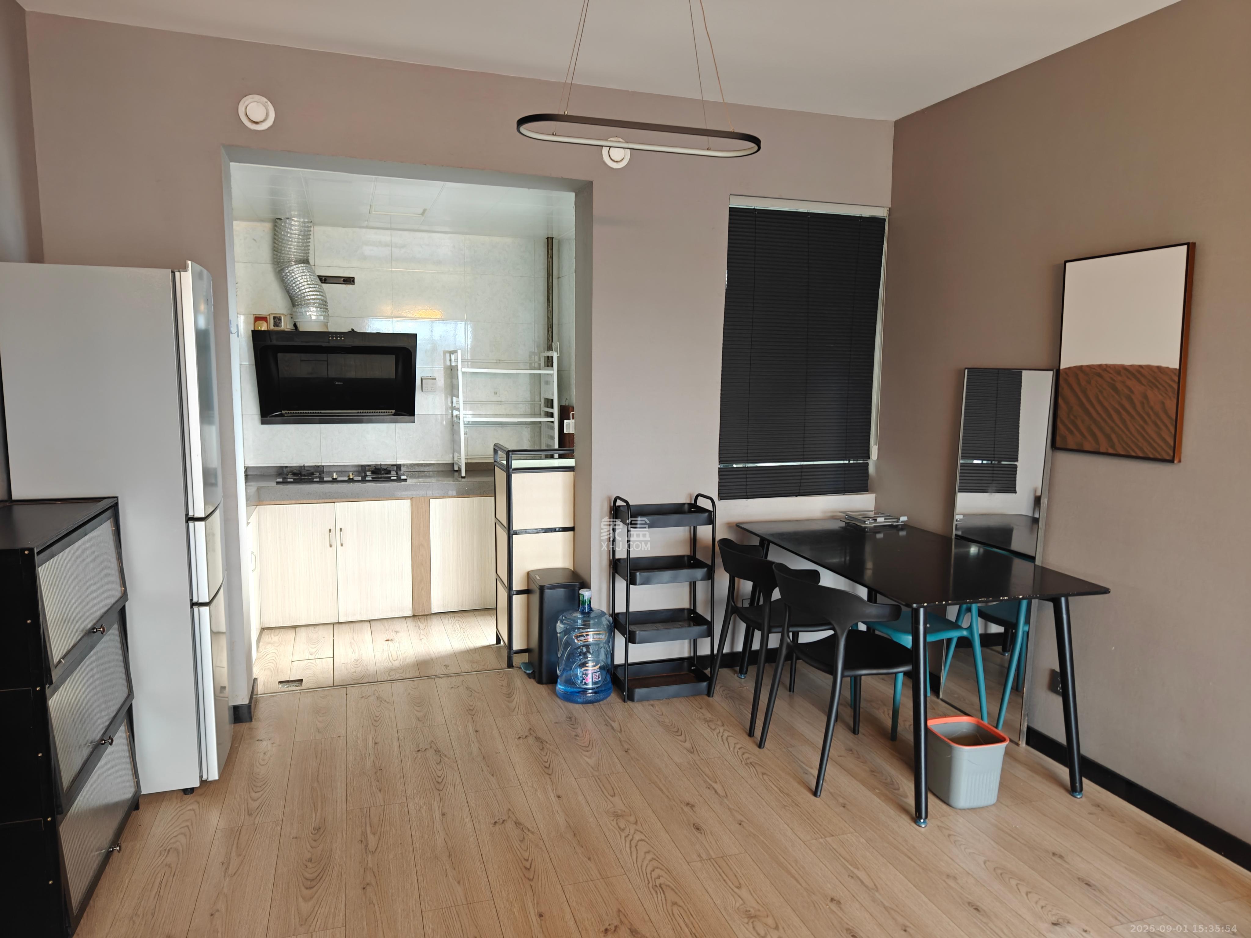 君临国际 2室2厅1卫 3100.0元/月 君临国际 2室2厅1卫 3100.0元/月室内图