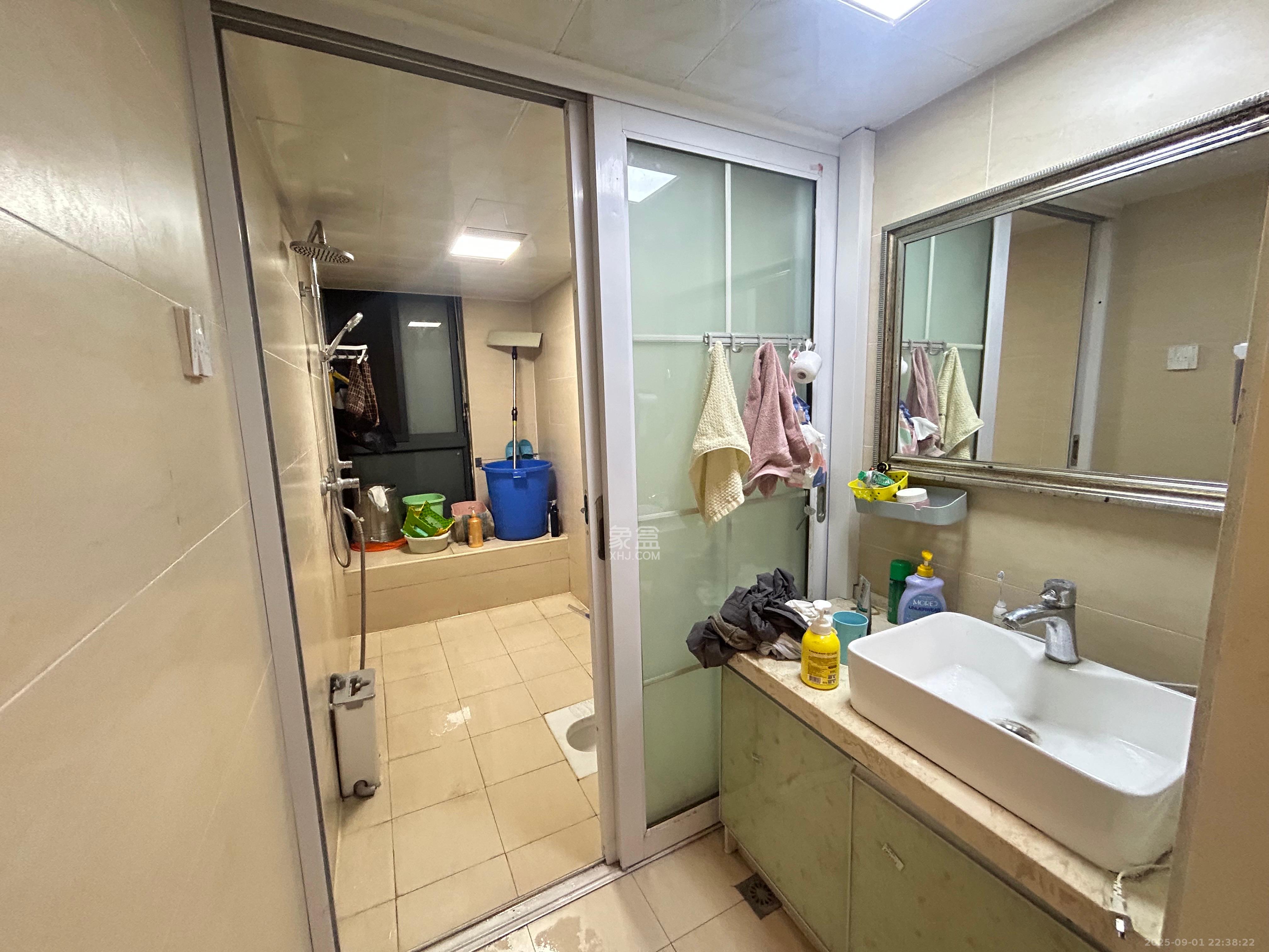 五矿紫湖香醍 4室2厅2卫 2800.0元/月 五矿紫湖香醍 4室2厅2卫 2800.0元/月室内图