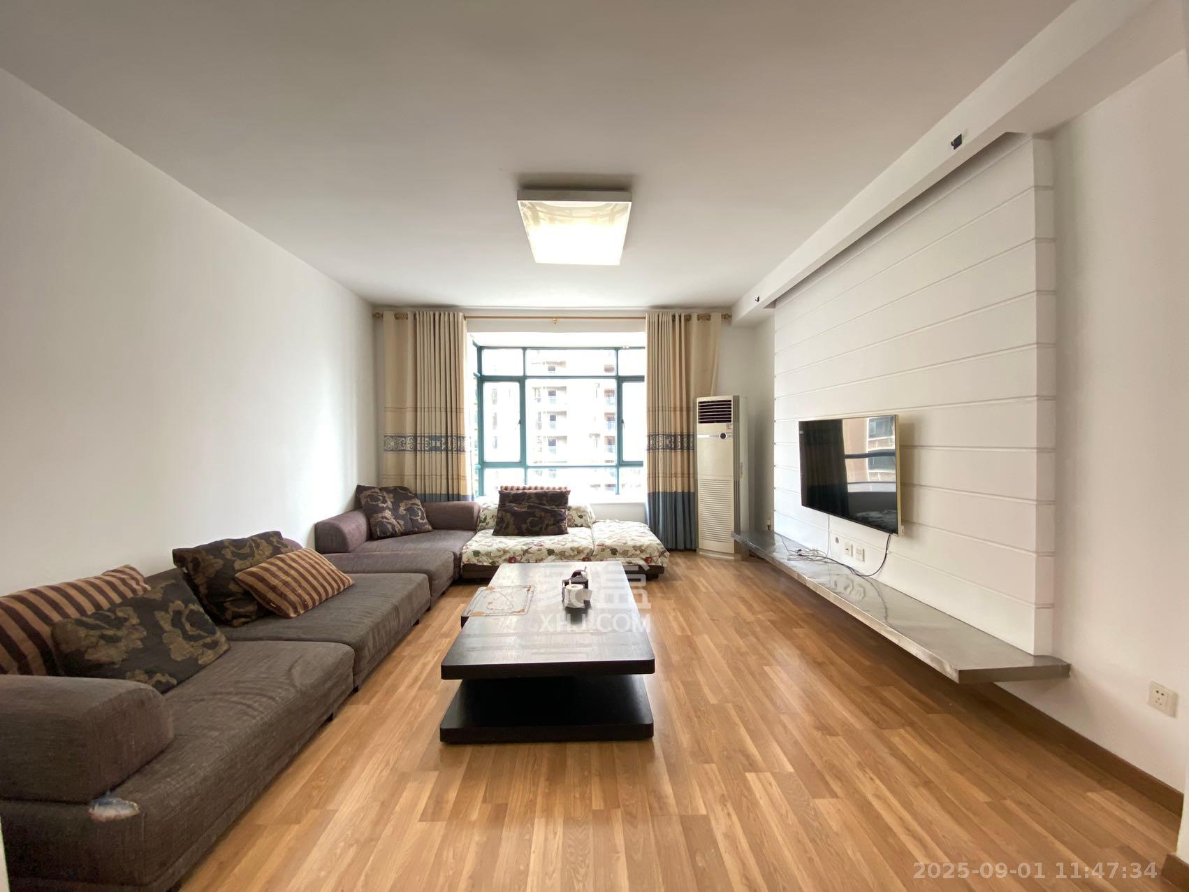 中江国际花城 3室2厅2卫 3800.0元/月 中江国际花城 3室2厅2卫 3800.0元/月室内图