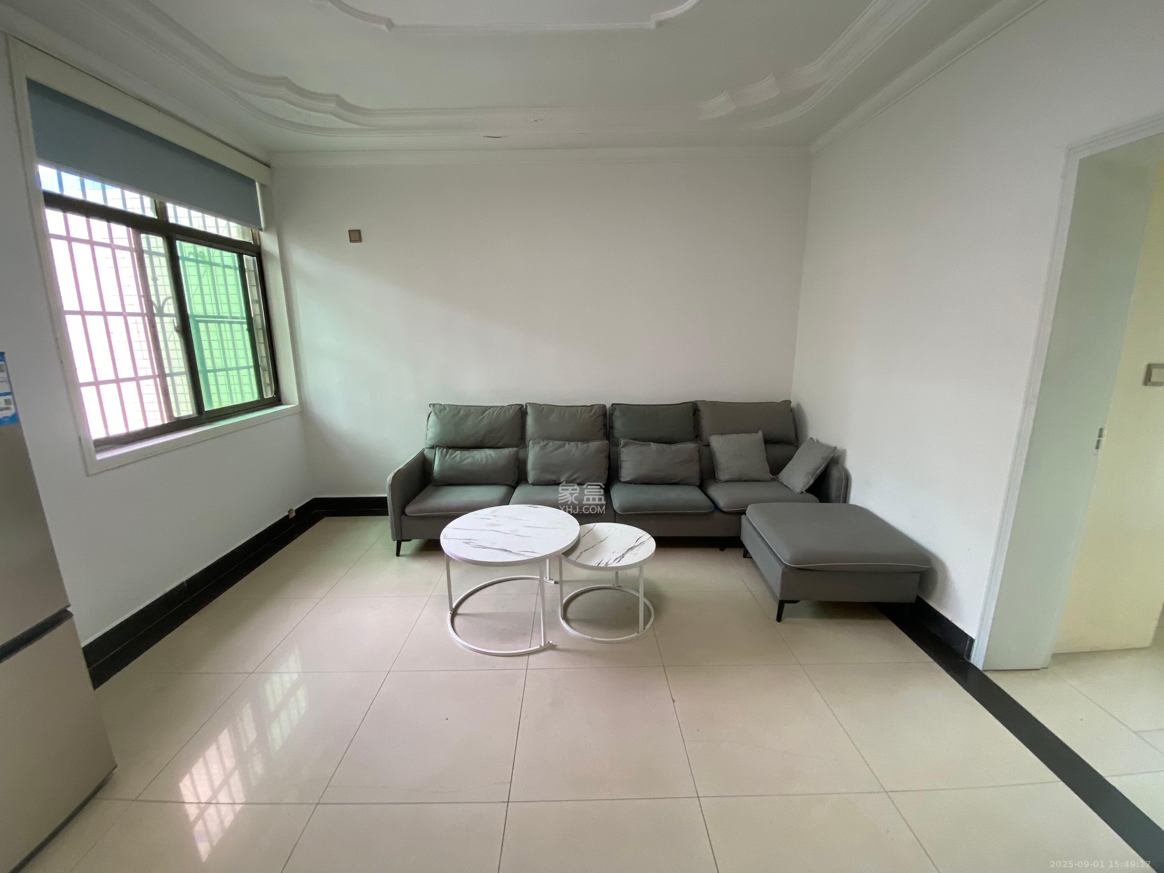 兴联小区 2室1厅1卫 1500.0元/月 兴联小区 2室1厅1卫 1500.0元/月室内图