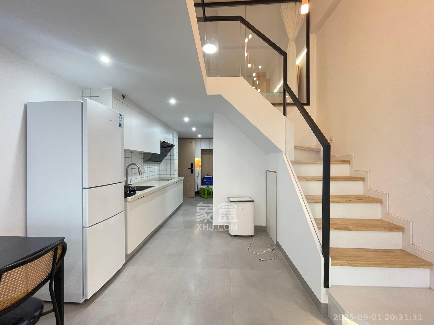建发央玺（建发泱玺雅苑）  1室1厅1卫   2400.00元/月室内图