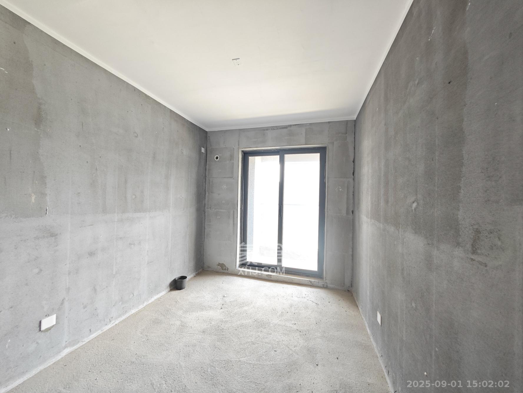 融创会展上东区  3室2厅2卫    75.0万 融创会展上东区  3室2厅2卫    75.0万卧室