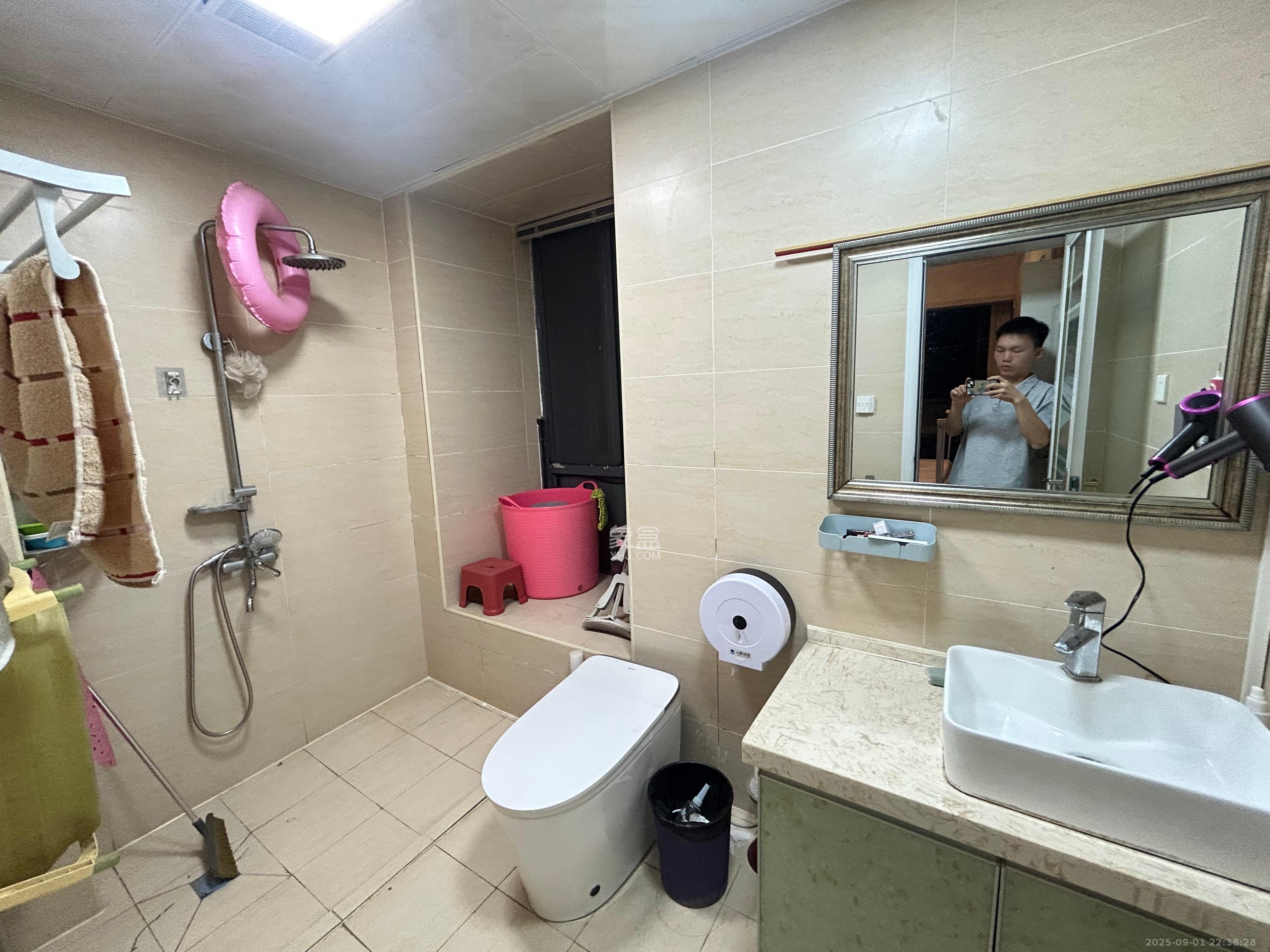 五矿紫湖香醍 4室2厅2卫 2800.0元/月 五矿紫湖香醍 4室2厅2卫 2800.0元/月室内图