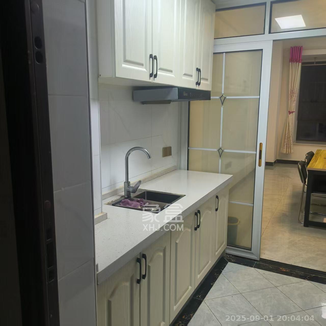 金科天悦（金科美邻汇）  1室1厅1卫   1300.00元/月室内图