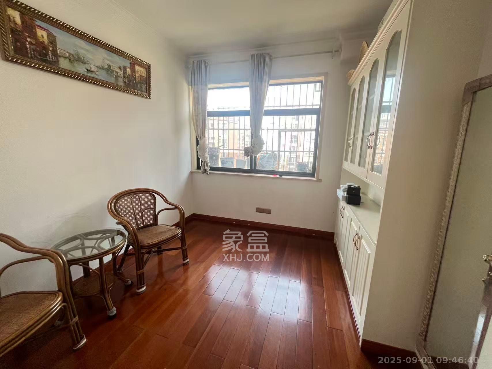 怡海星城  2室2厅1卫    1600.0元/月室内图