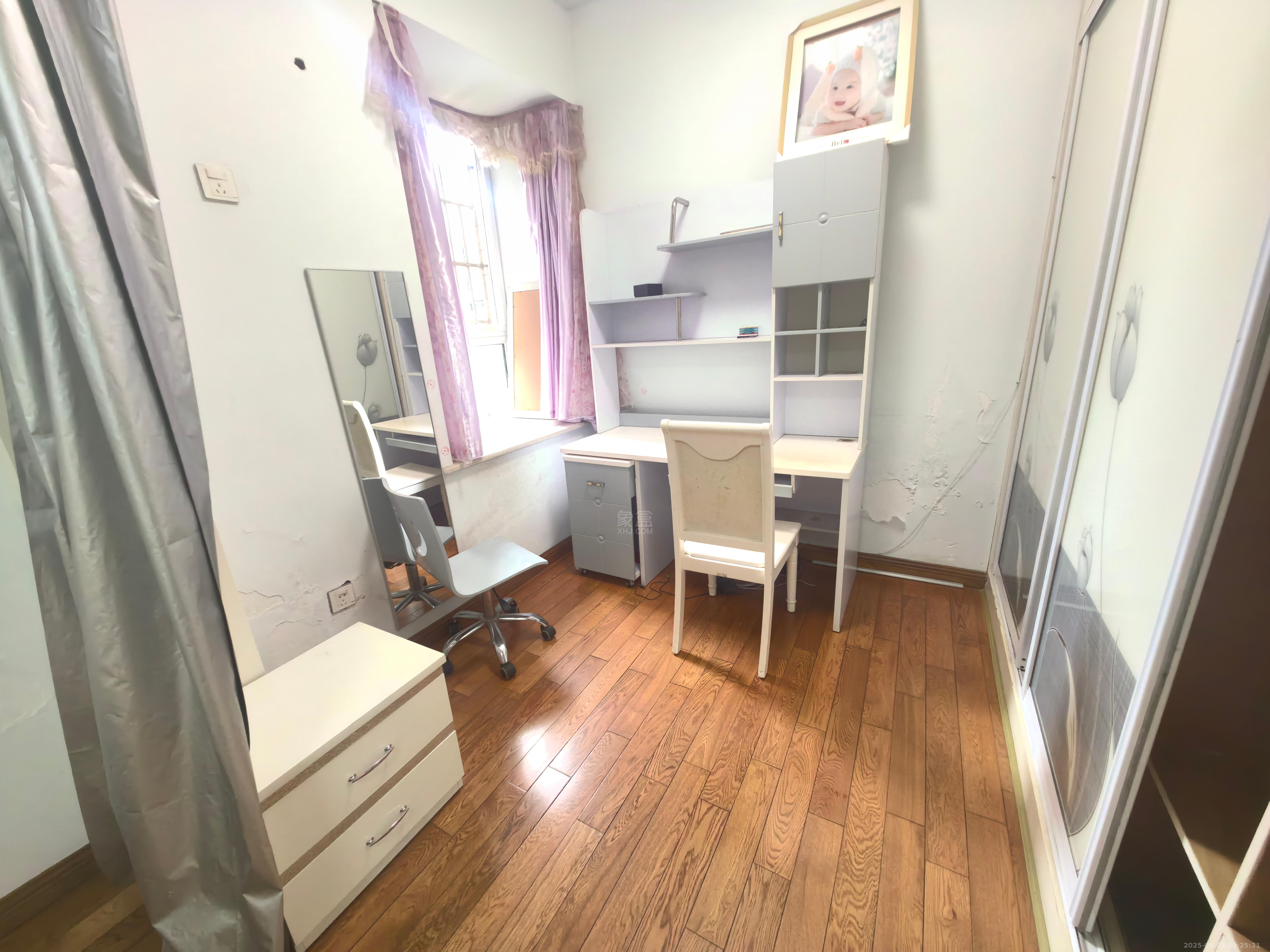 印象华都 2室2厅1卫 1300.00元/月 印象华都 2室2厅1卫 1300.00元/月室内图