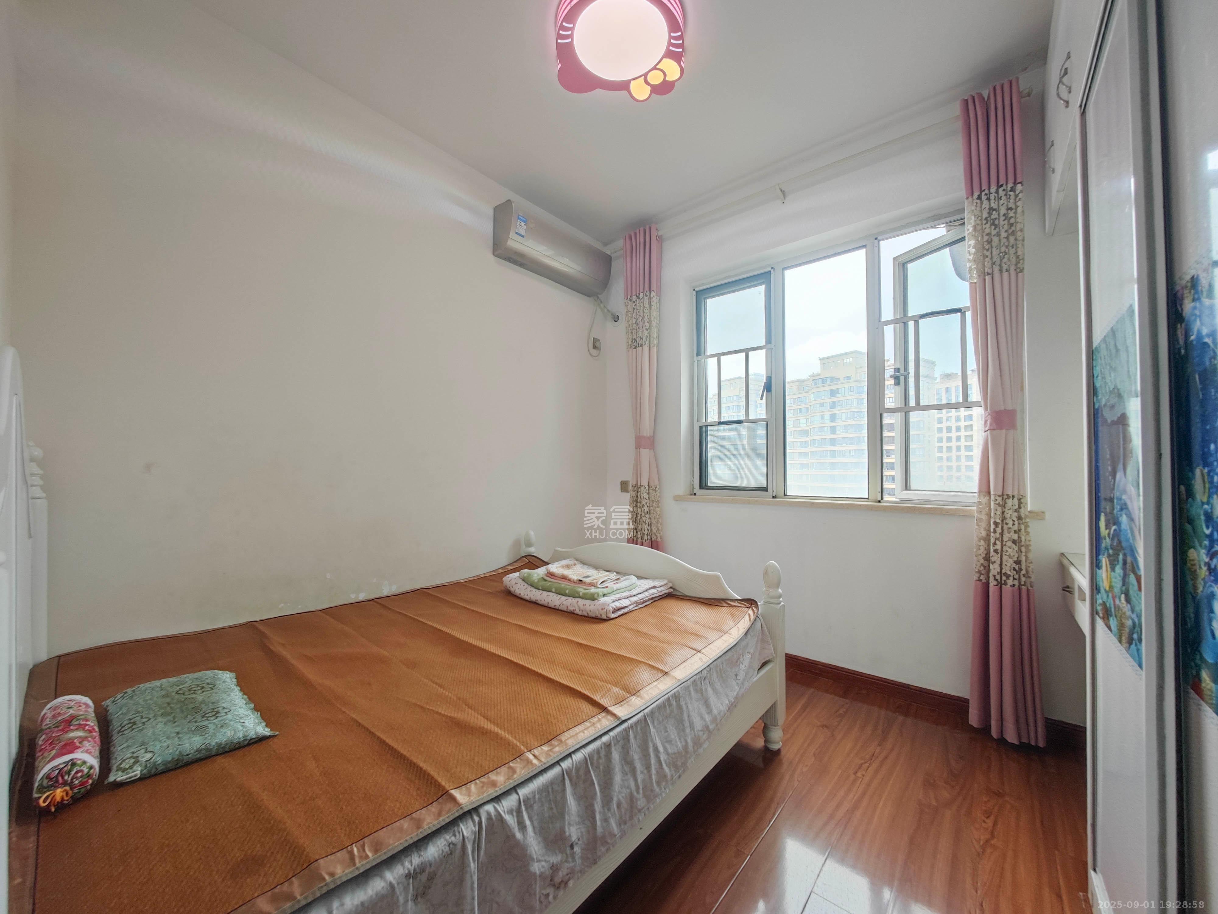 五矿万境水岸二期(五矿万境水岸和苑) 3室2厅1卫 139.8万 五矿万境水岸二期(五矿万境水岸和苑) 3室2厅1卫 139.8万卧室