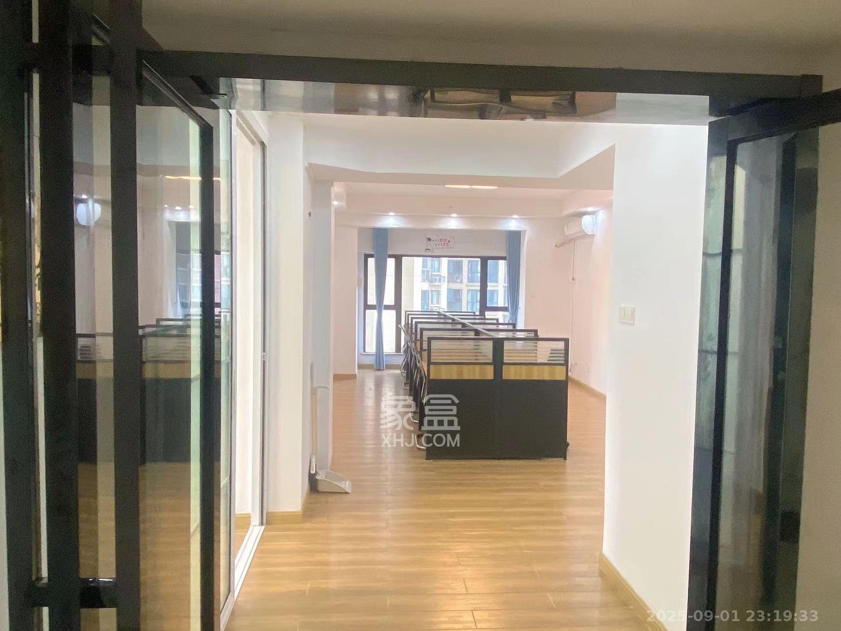 高升时代广场(冠铭商务中心) 1室1厅1卫 3000.0元/月 高升时代广场(冠铭商务中心) 1室1厅1卫 3000.0元/月室内图