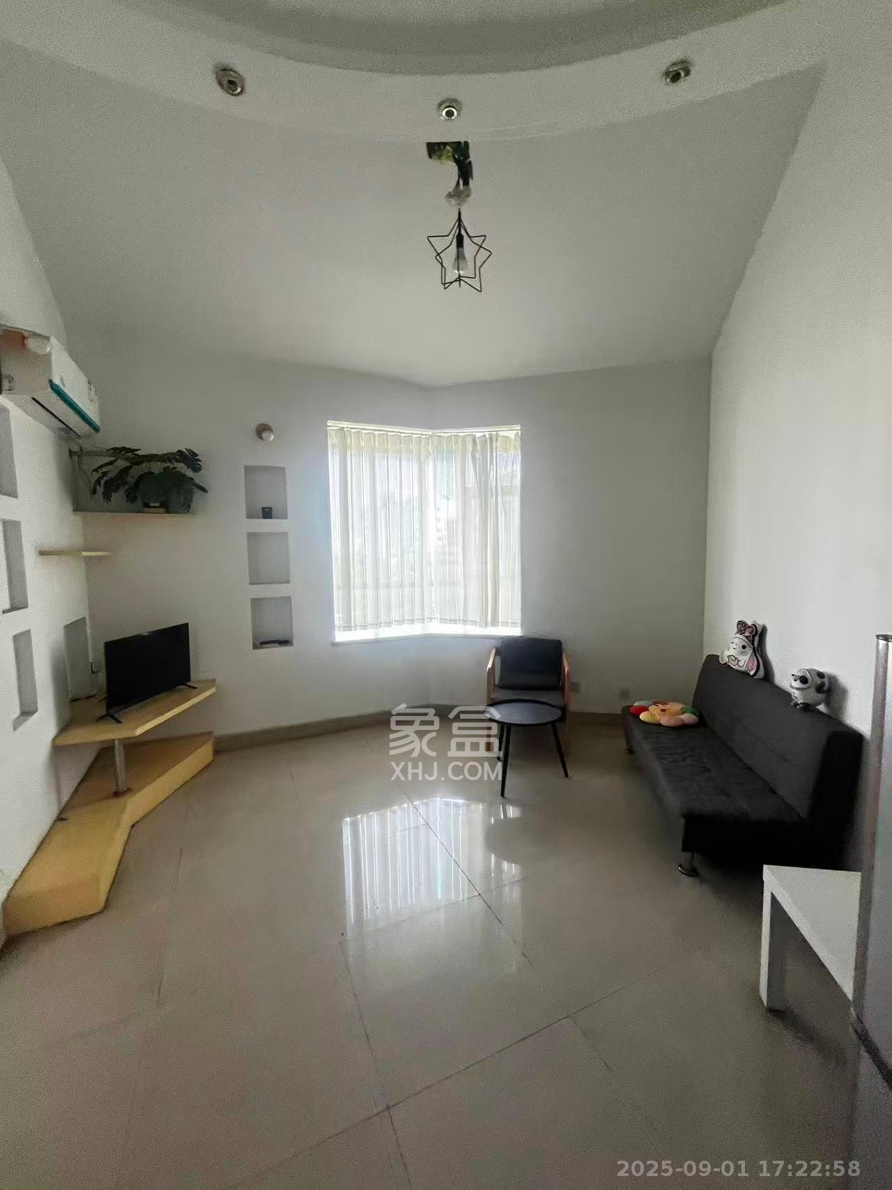 雍景园 2室1厅1卫 2200.0元/月 雍景园 2室1厅1卫 2200.0元/月室内图