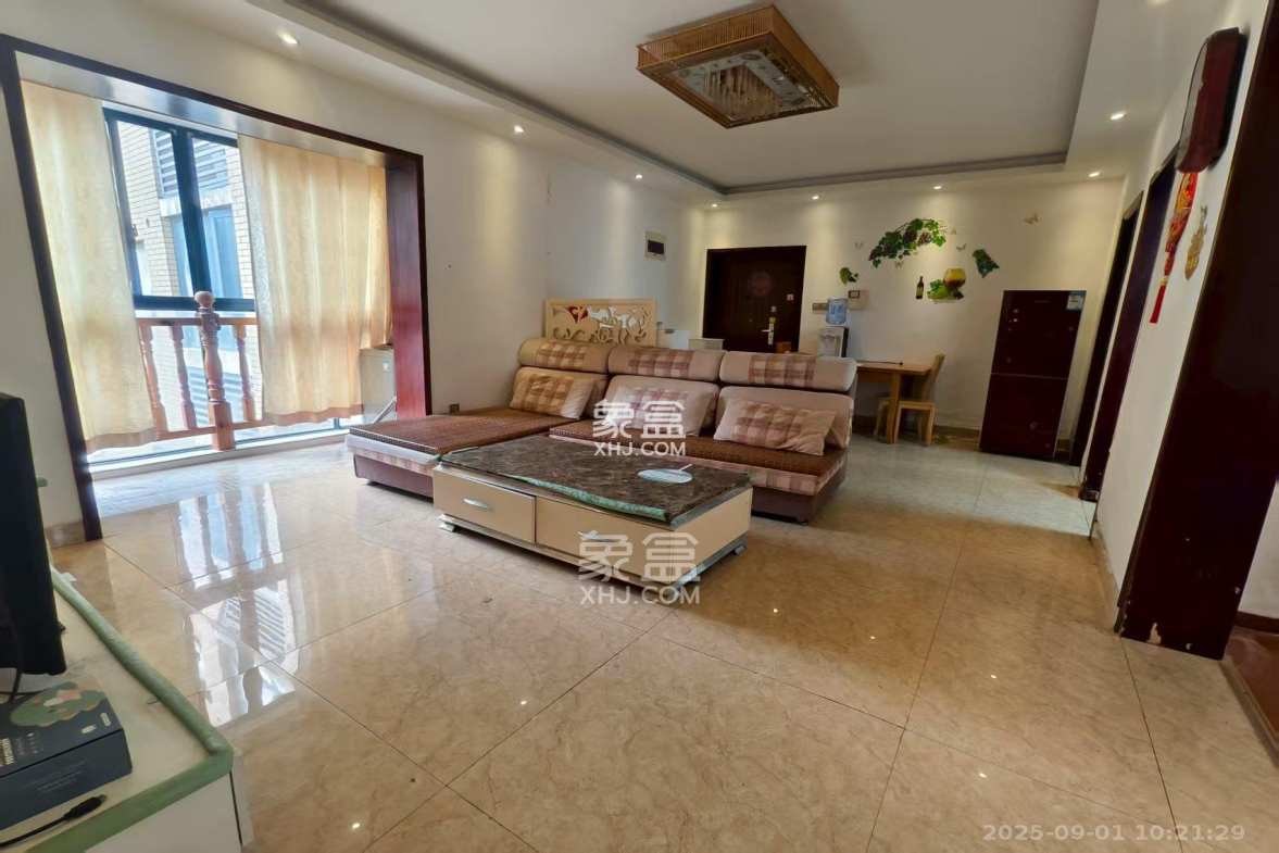 北京御园一二期(国泰嘉园) 2室2厅1卫 2000.0元/月 北京御园一二期(国泰嘉园) 2室2厅1卫 2000.0元/月室内图