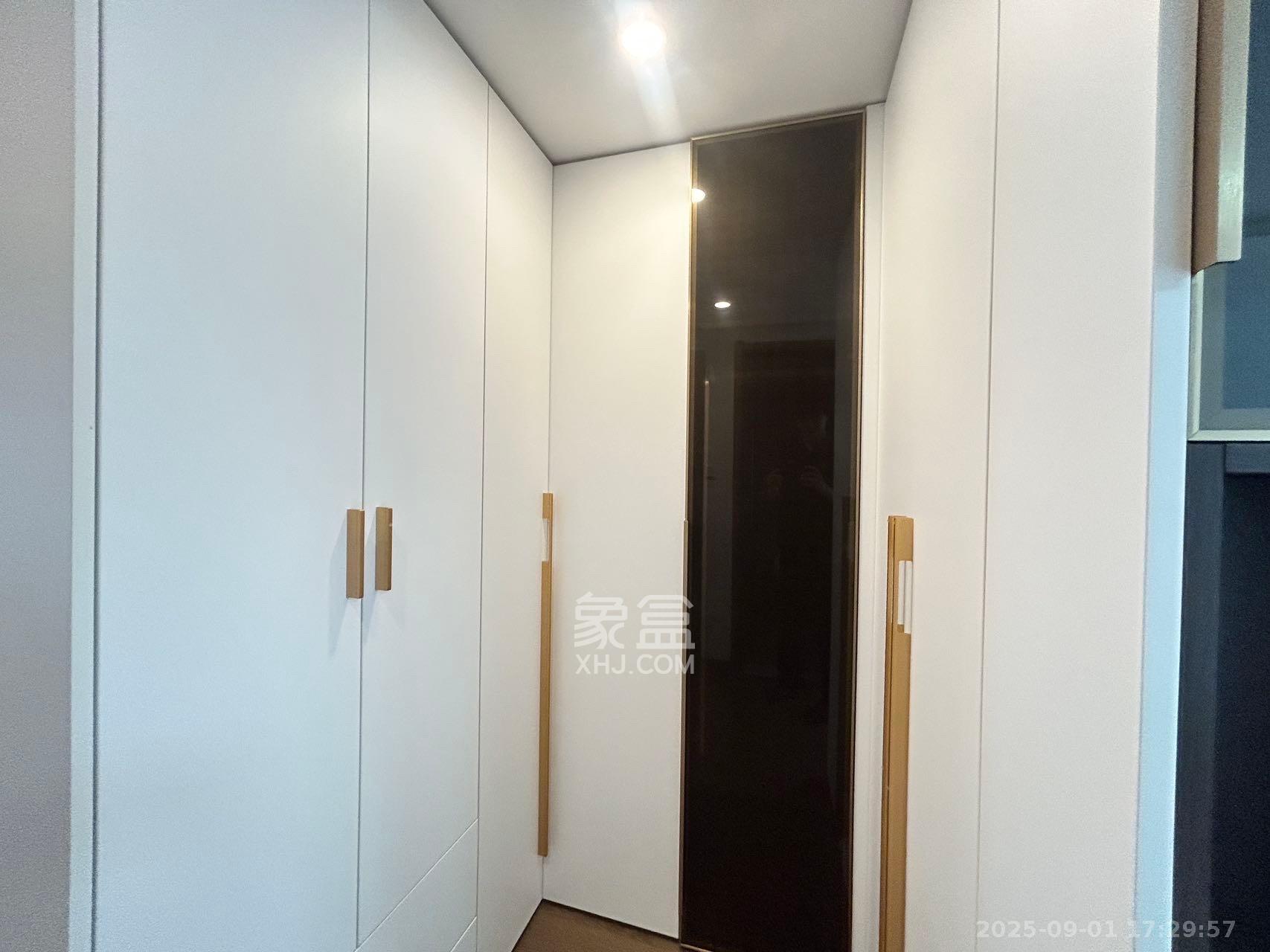 龙湖铂金中心（龙湖春江郦城）  1室0厅0卫   7500.00元/月室内图