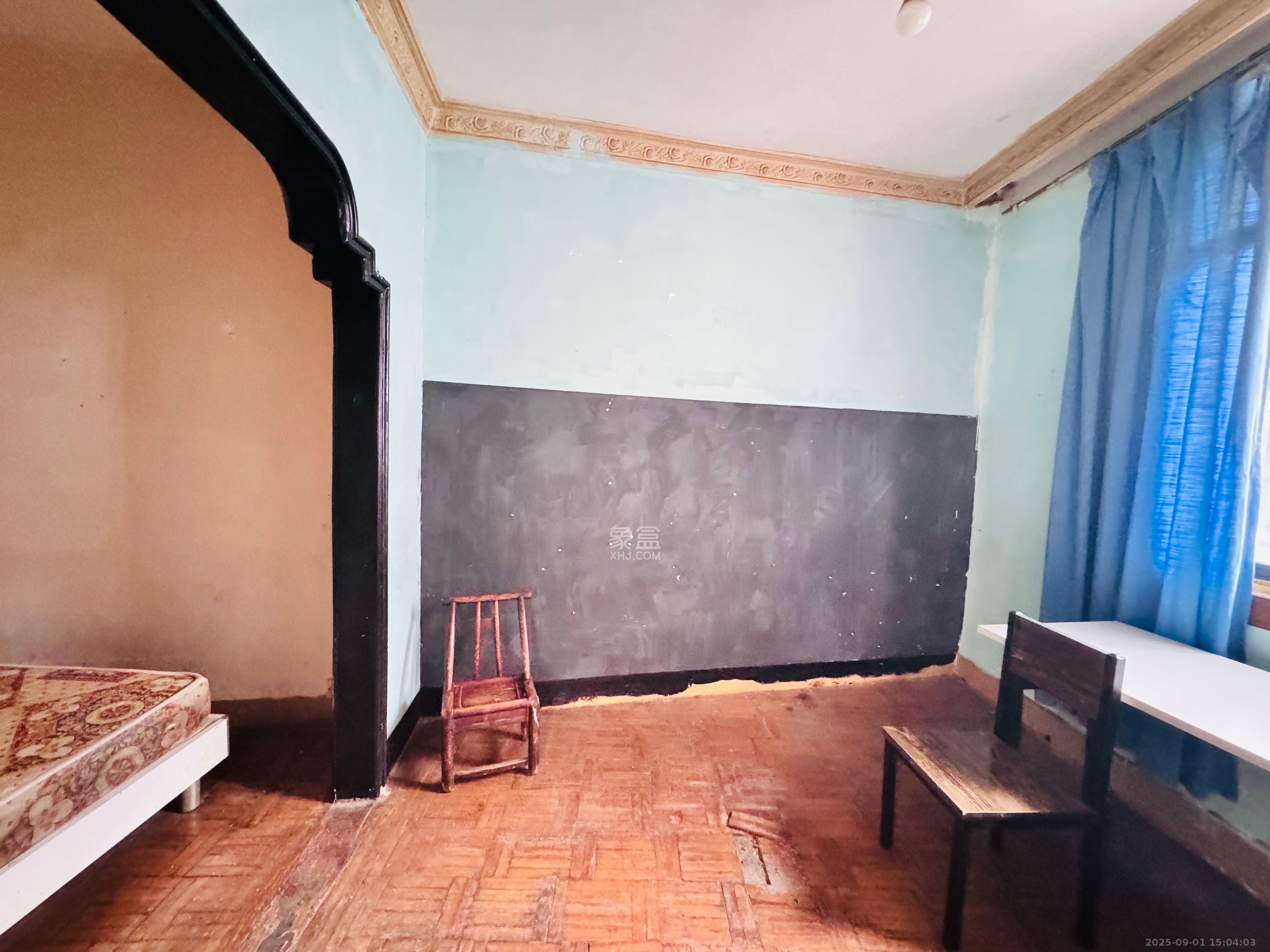 西文庙坪散盘 1室0厅0卫 4500.0元/月 西文庙坪散盘 1室0厅0卫 4500.0元/月室内图